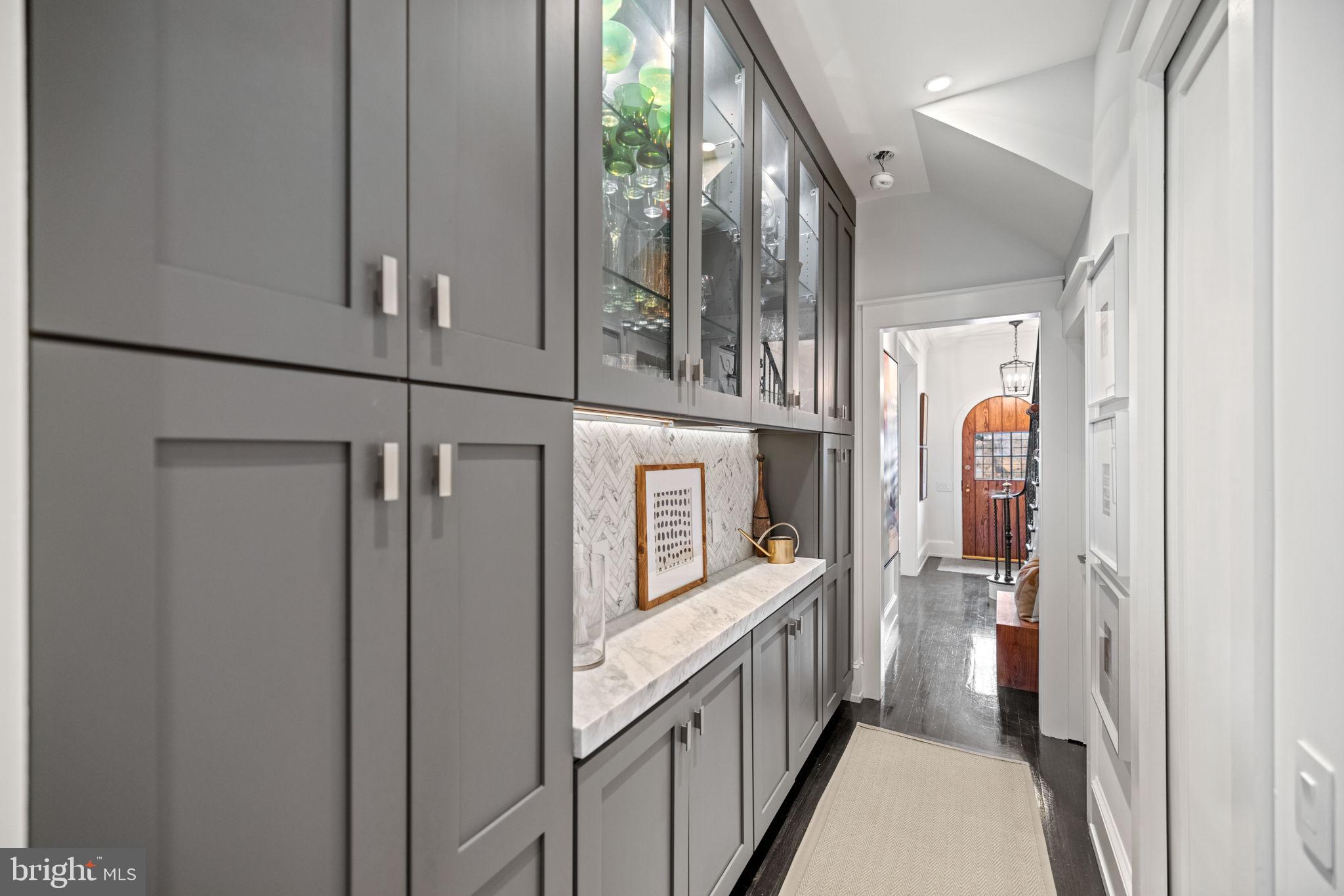 OBSERVATORY CIRCLE - Residential