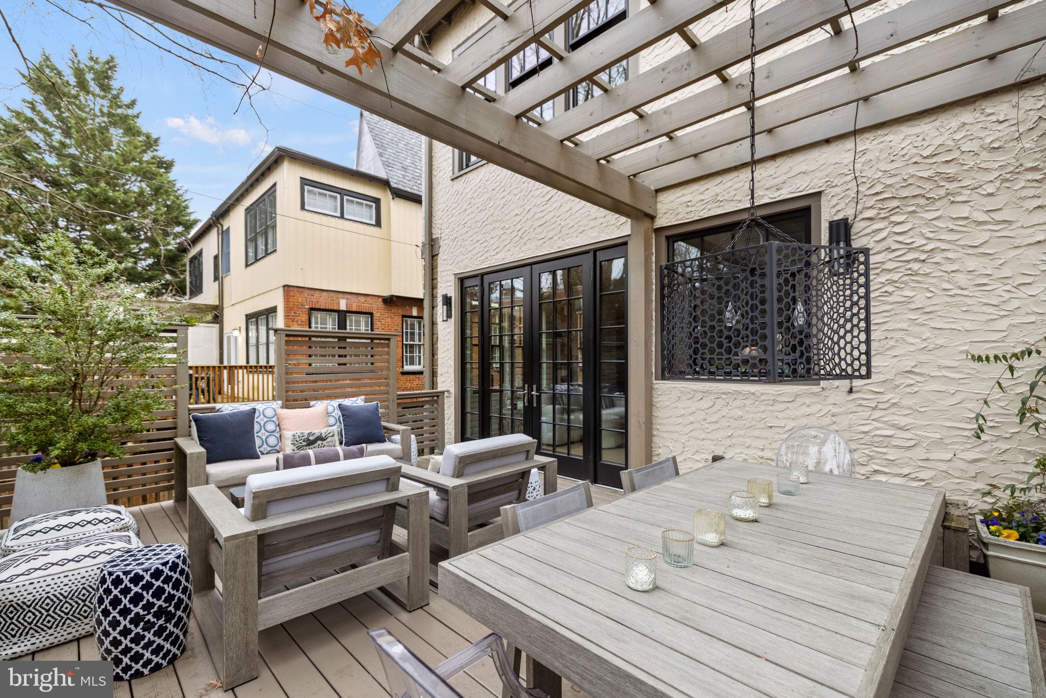 OBSERVATORY CIRCLE - Residential