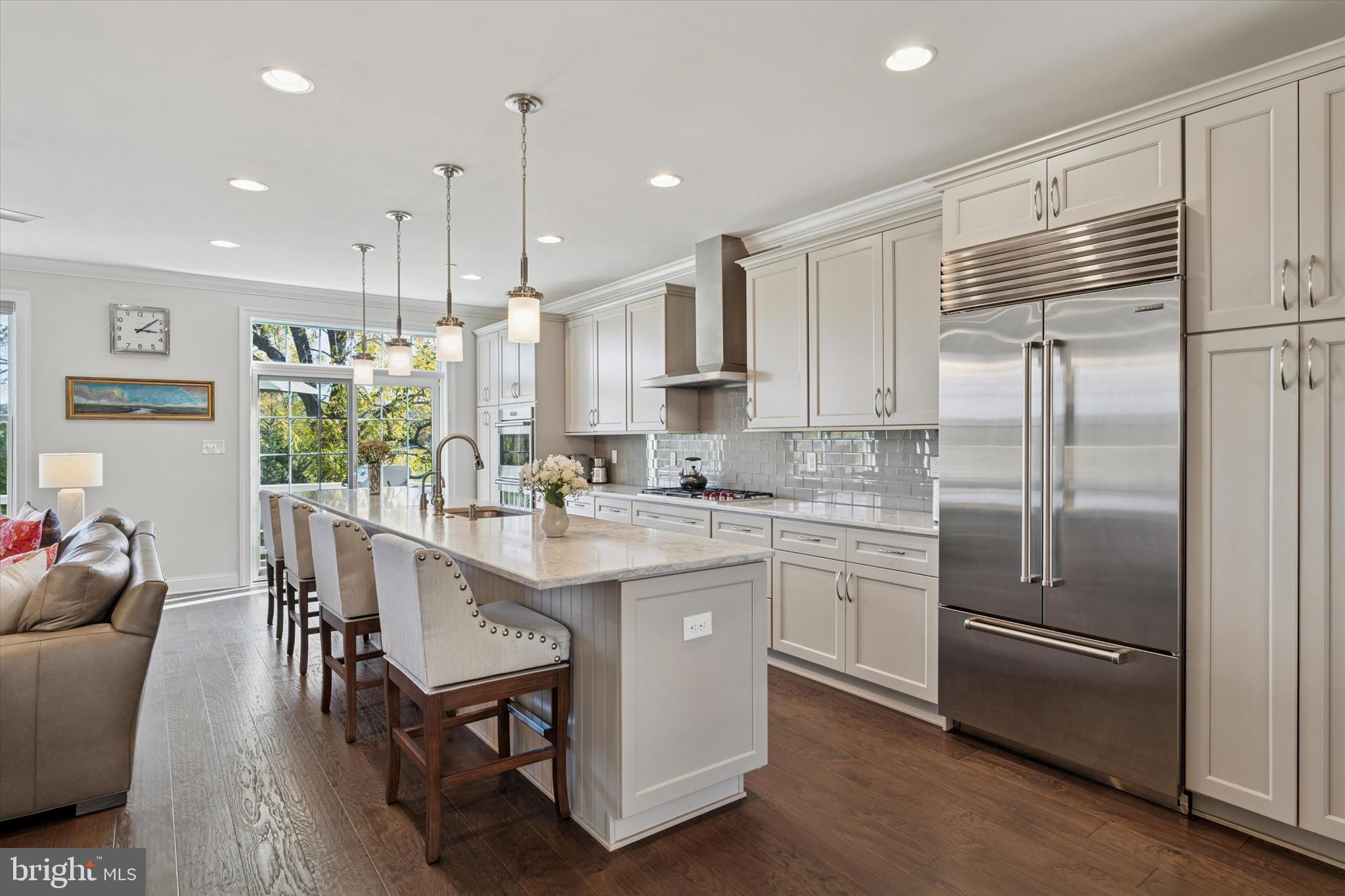 50 PARKVIEW CIRCLE