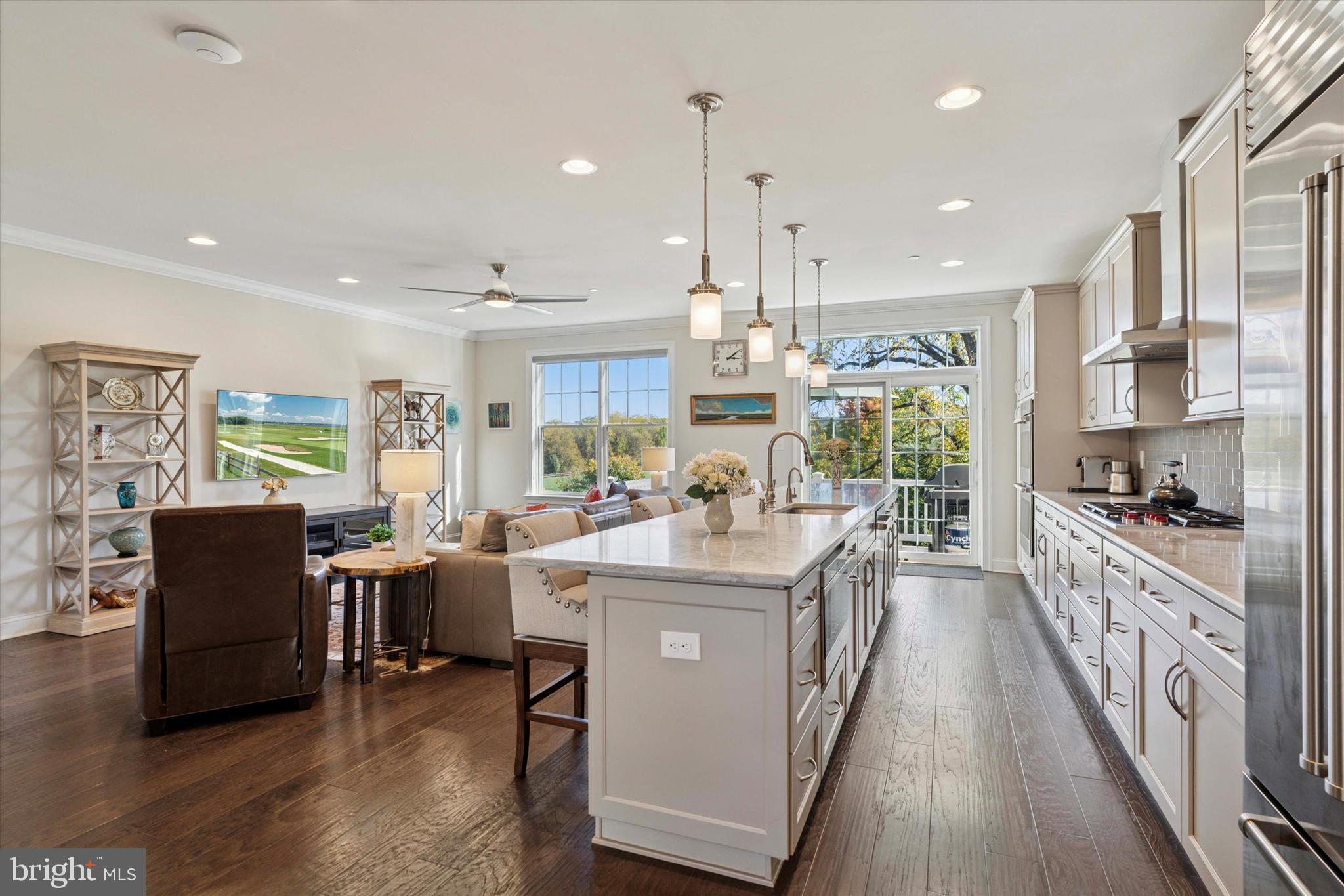 50 PARKVIEW CIRCLE