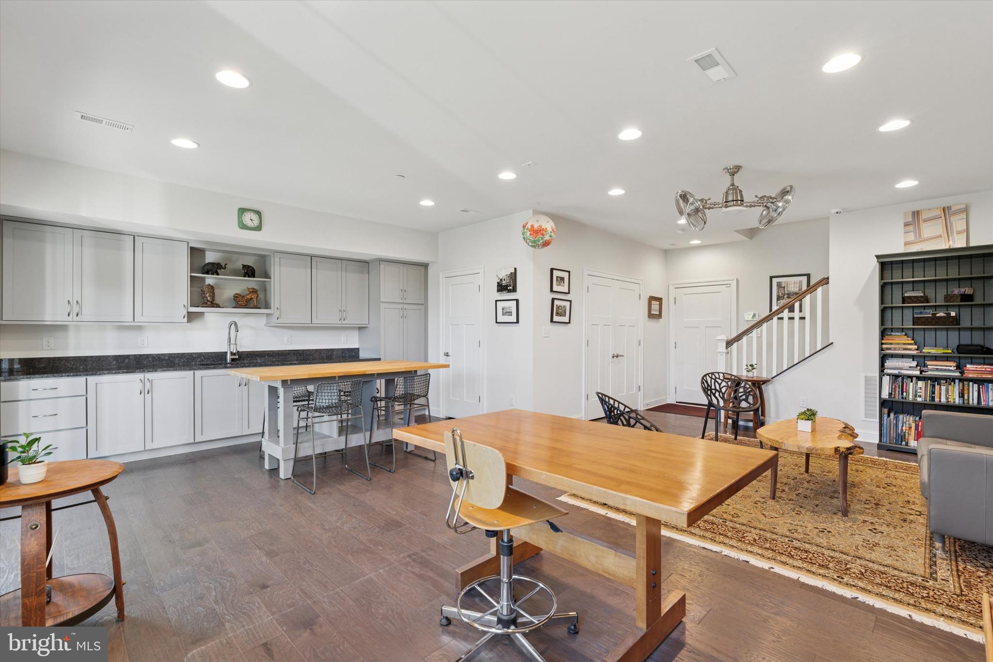 PARKVIEW - Residential