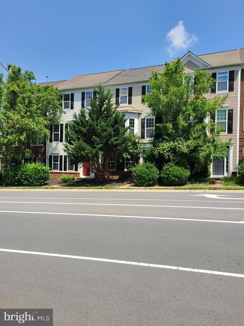 4994 CENTREVILLE FARMS ROAD CENTREVILLE VA 20120