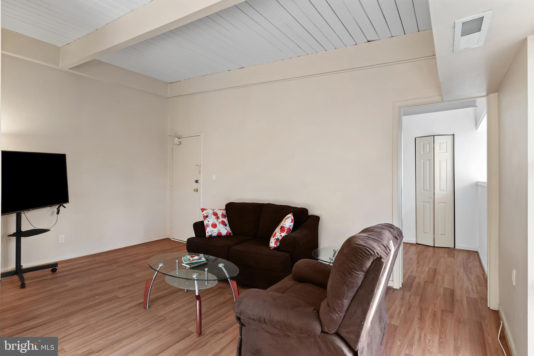 FAIRFAX HERITAGE - Residential