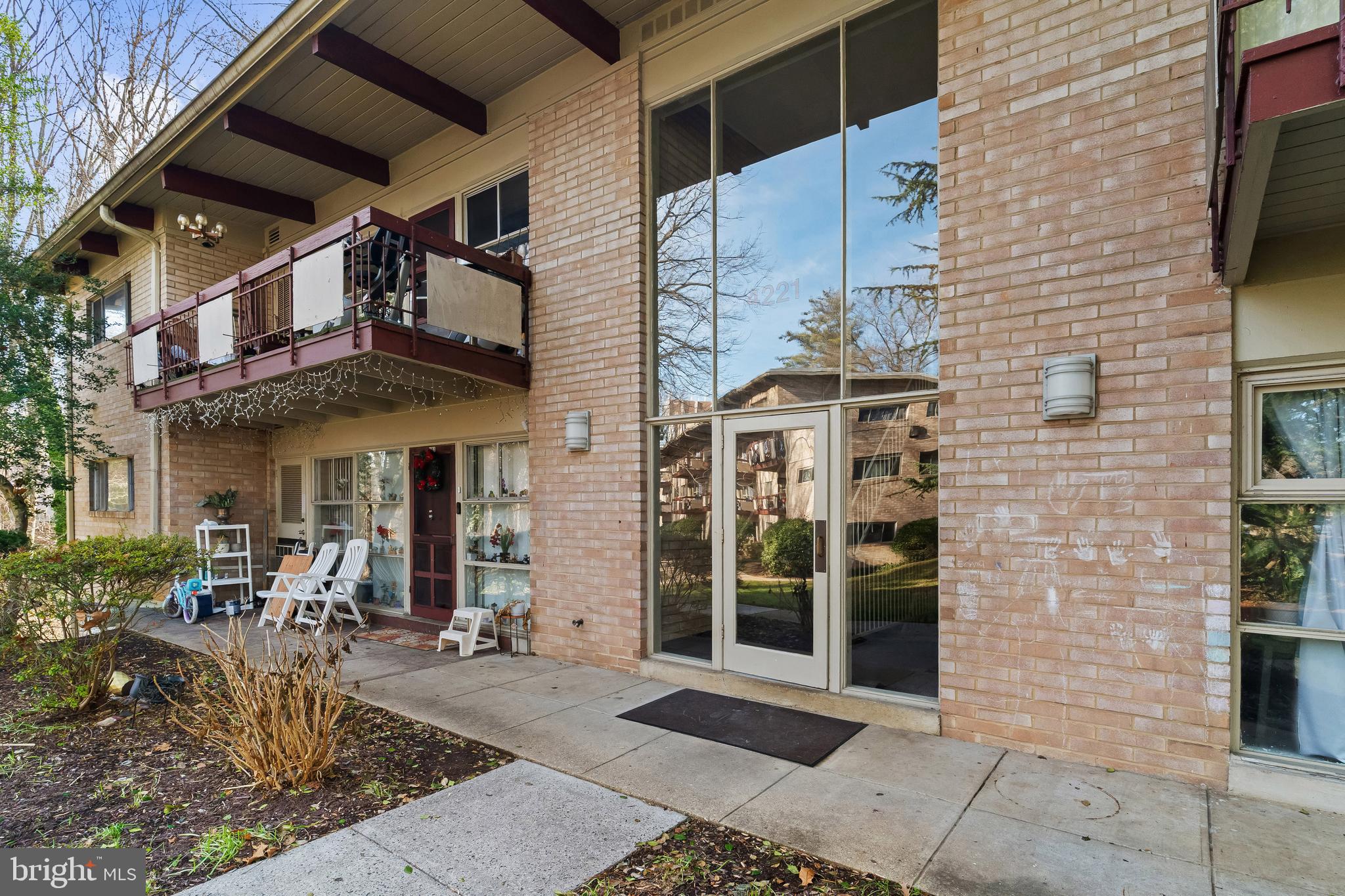 FAIRFAX HERITAGE - Residential