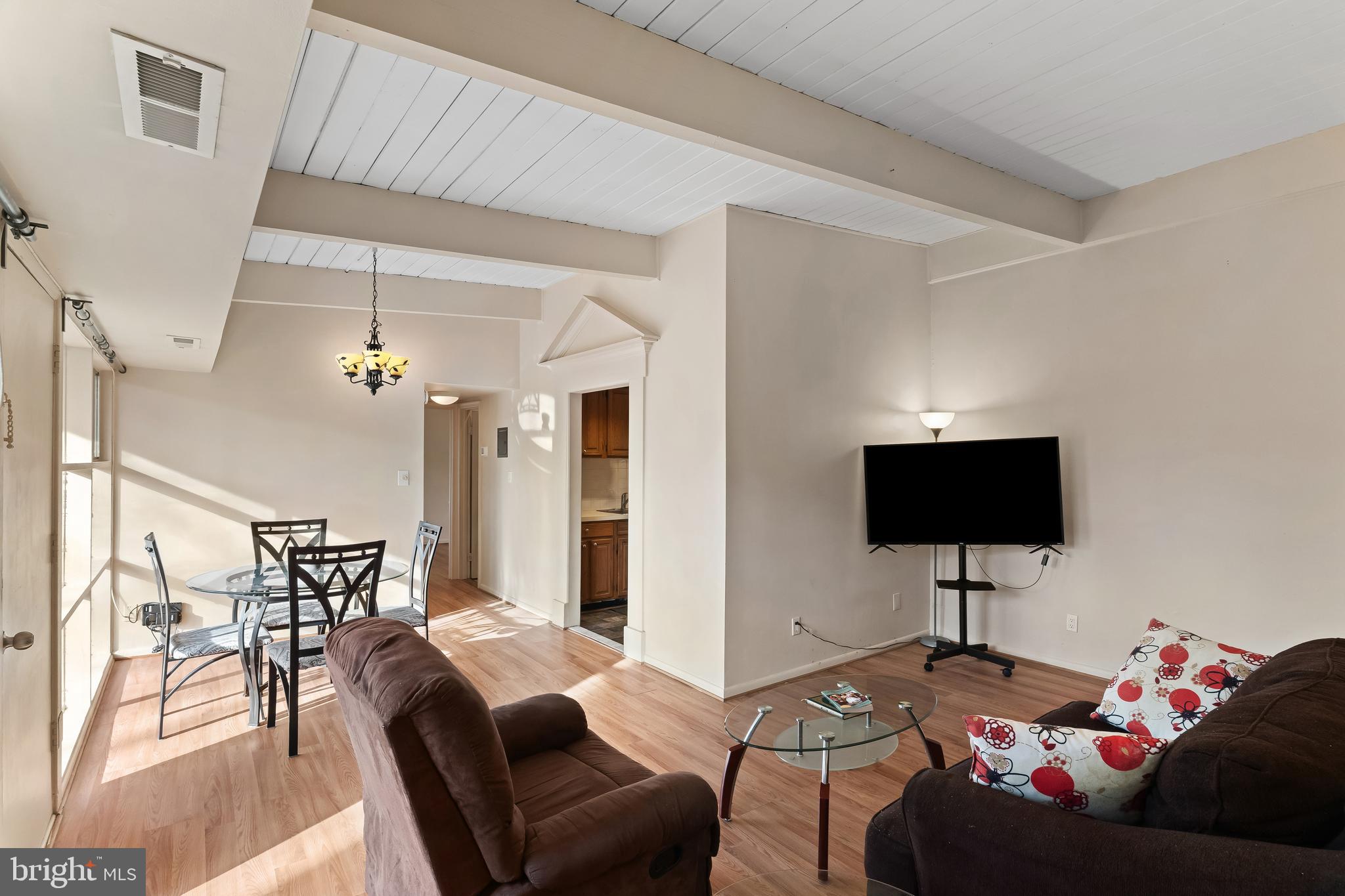 FAIRFAX HERITAGE - Residential