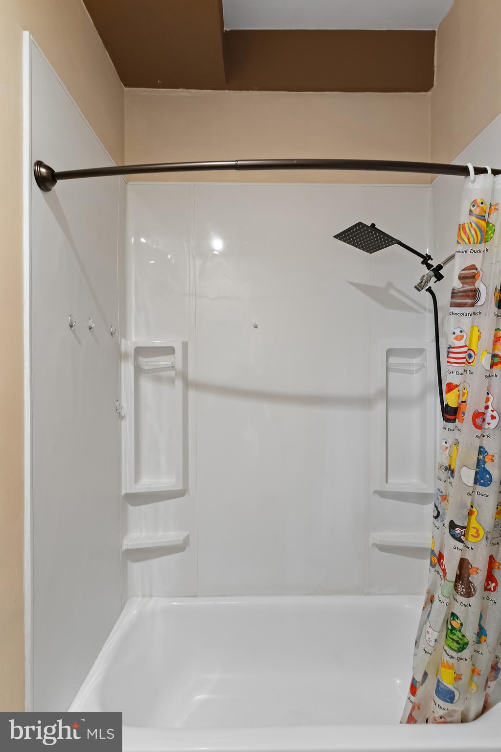 FAIRFAX HERITAGE - Residential