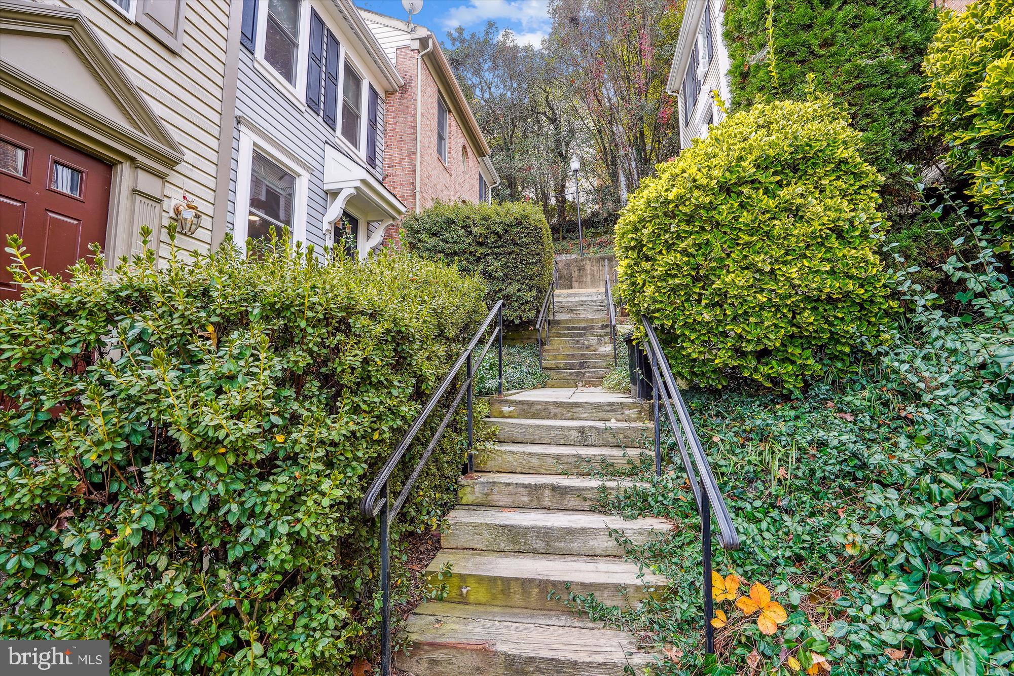 ARLINGTON RUN - Residential Lease