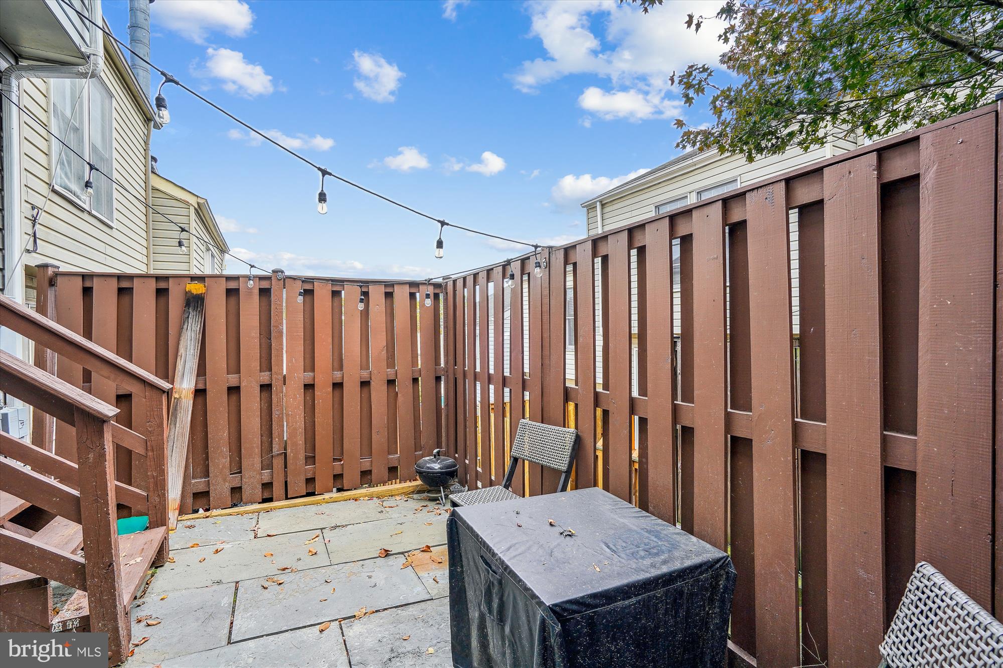 ARLINGTON RUN - Residential Lease