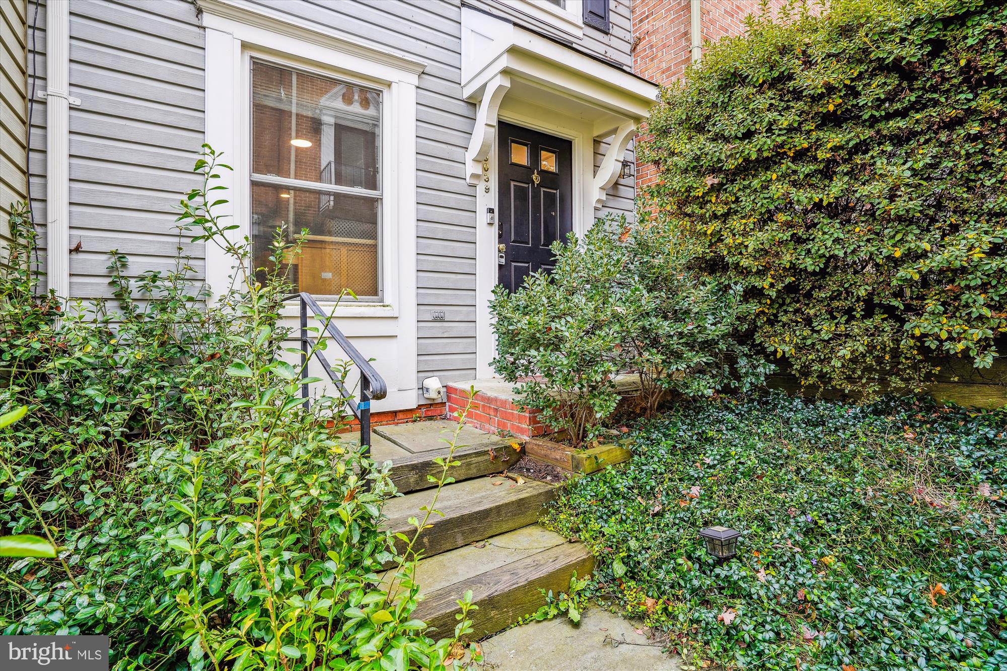 ARLINGTON RUN - Residential Lease