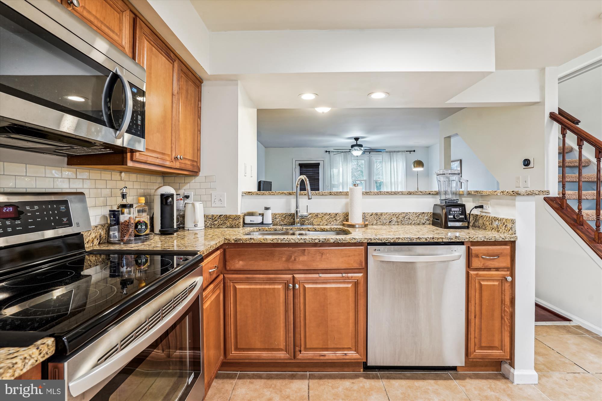 ARLINGTON RUN - Residential Lease