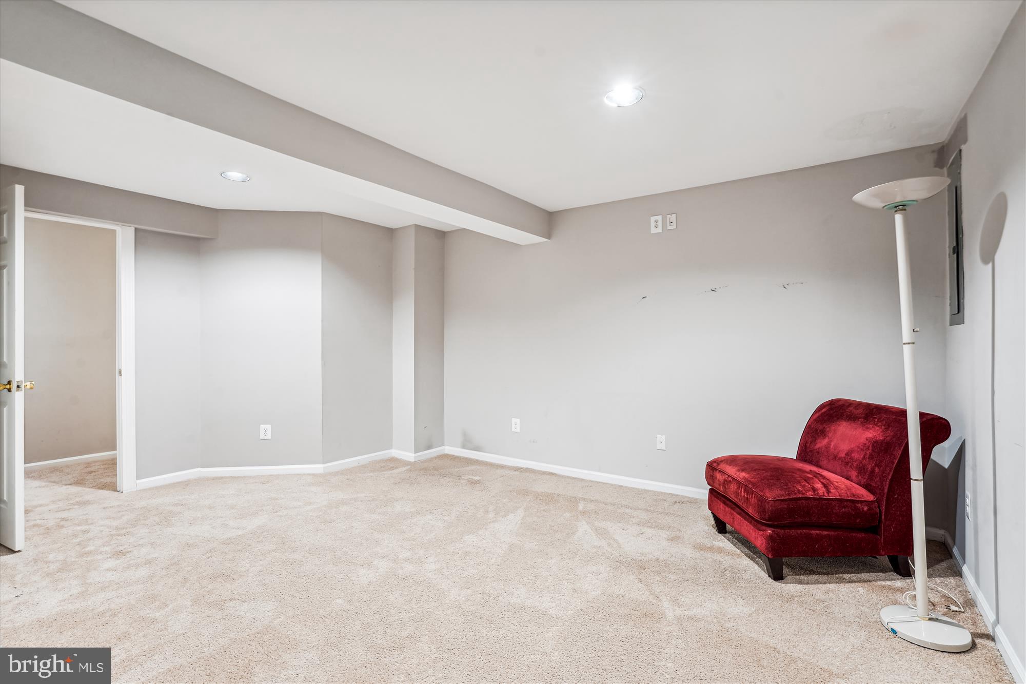 ARLINGTON RUN - Residential Lease