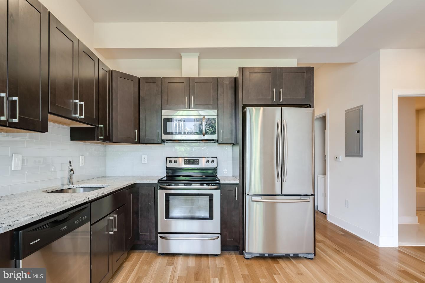 GRADUATE HOSPITAL - Residential Lease