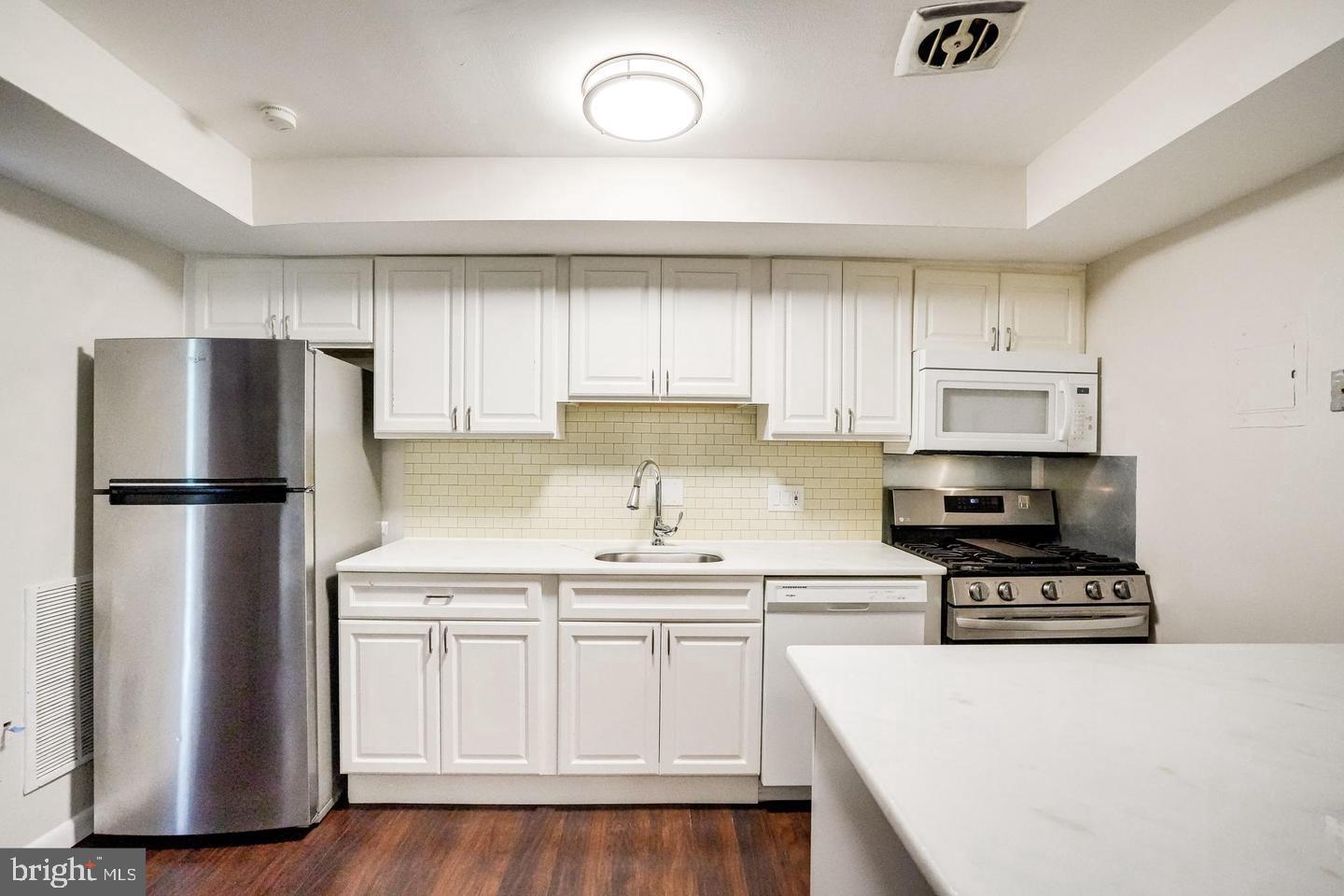 NEW CARROLLTON - Residential Lease