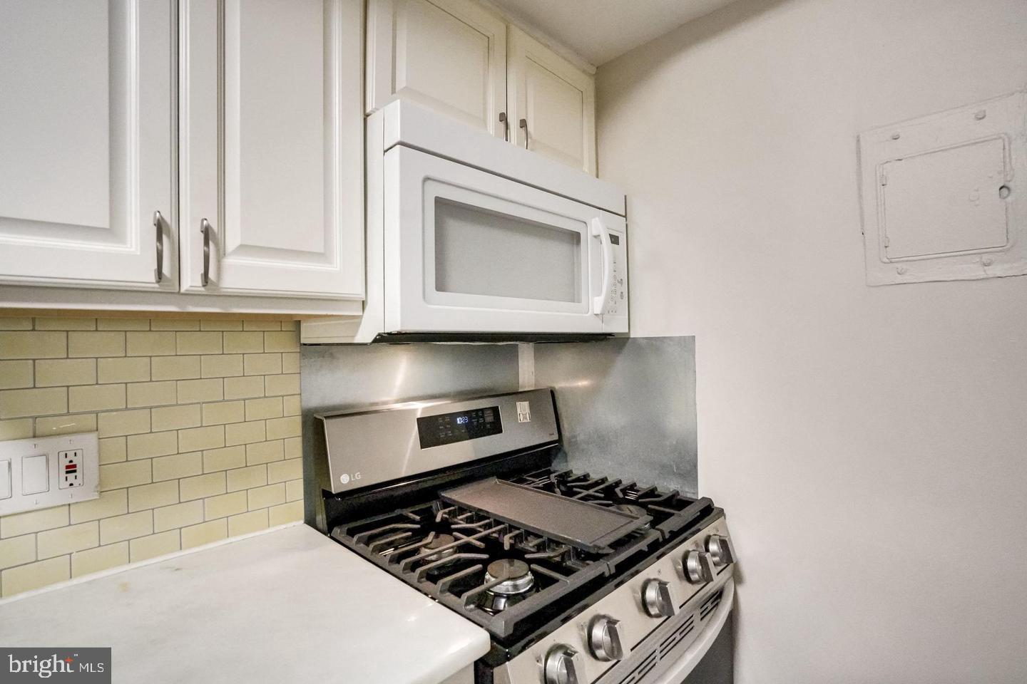 NEW CARROLLTON - Residential Lease