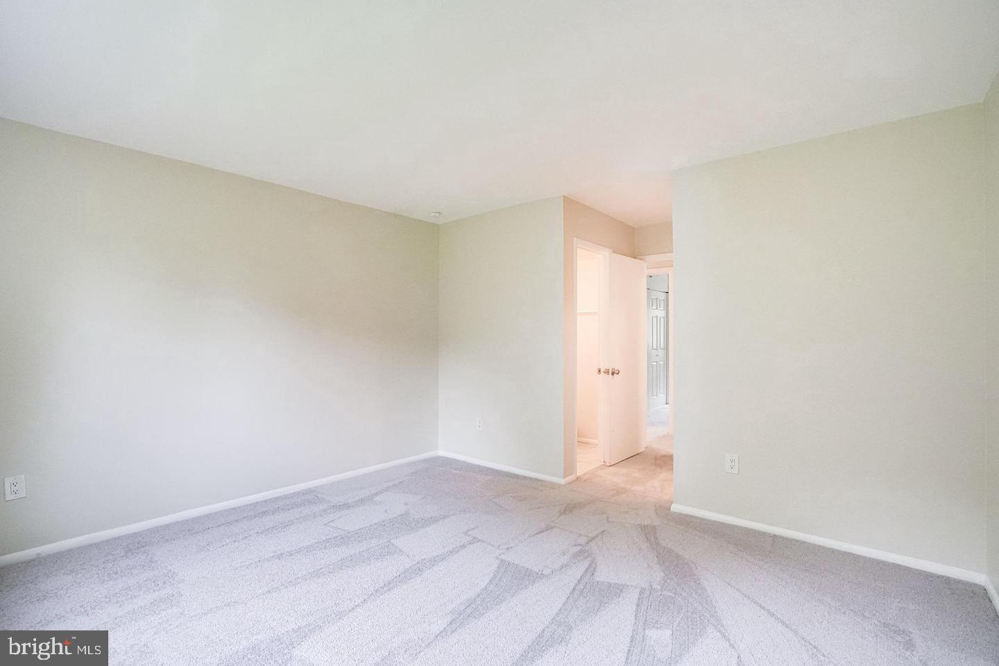 NEW CARROLLTON - Residential Lease