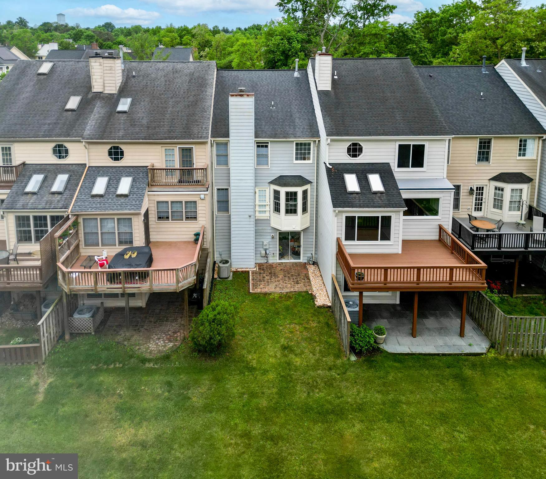 POTOMAC LAKES - Residential