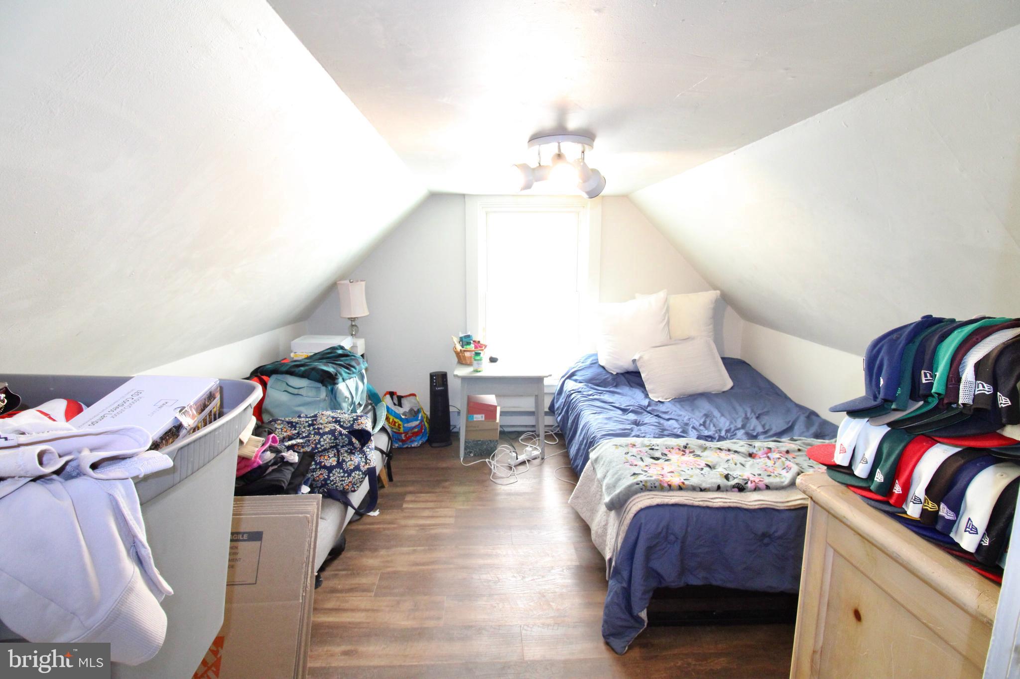 CABBAGE HILL - Residential