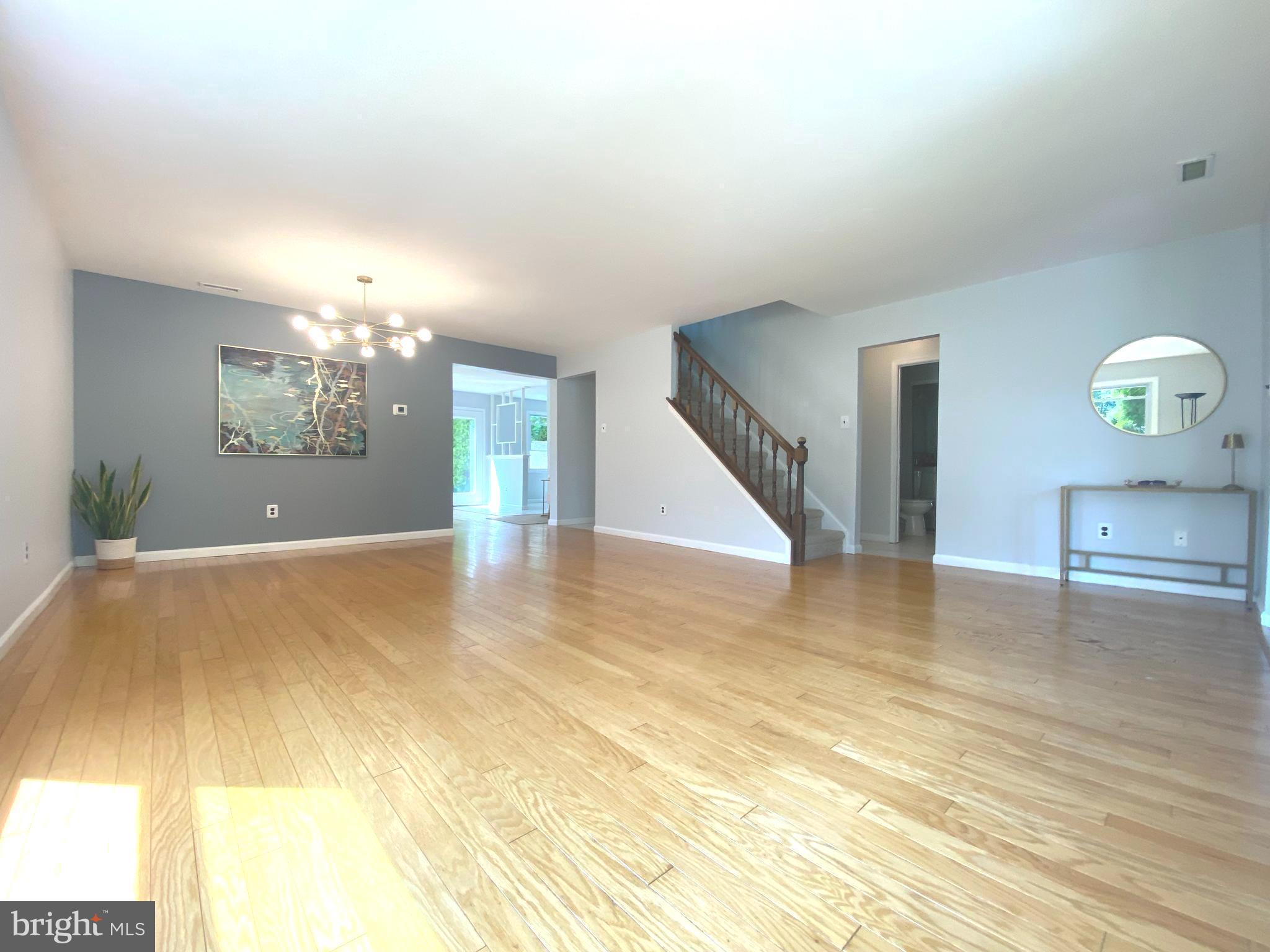 336 TALL MEADOW LANE