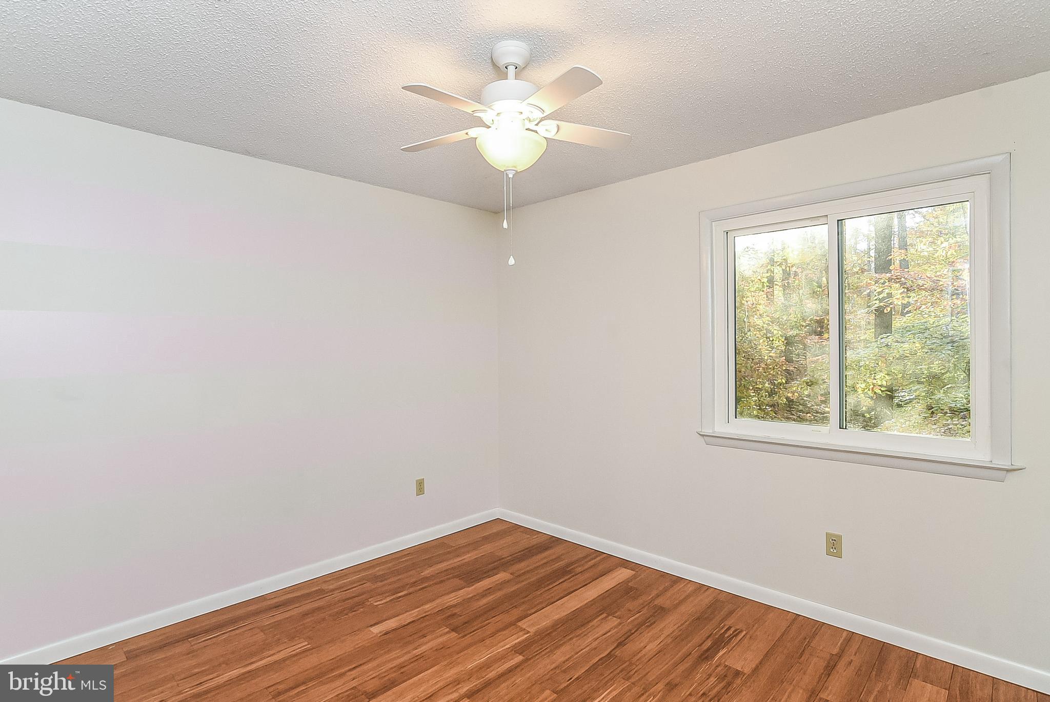 PRESIDENTIAL LAKES - Residential