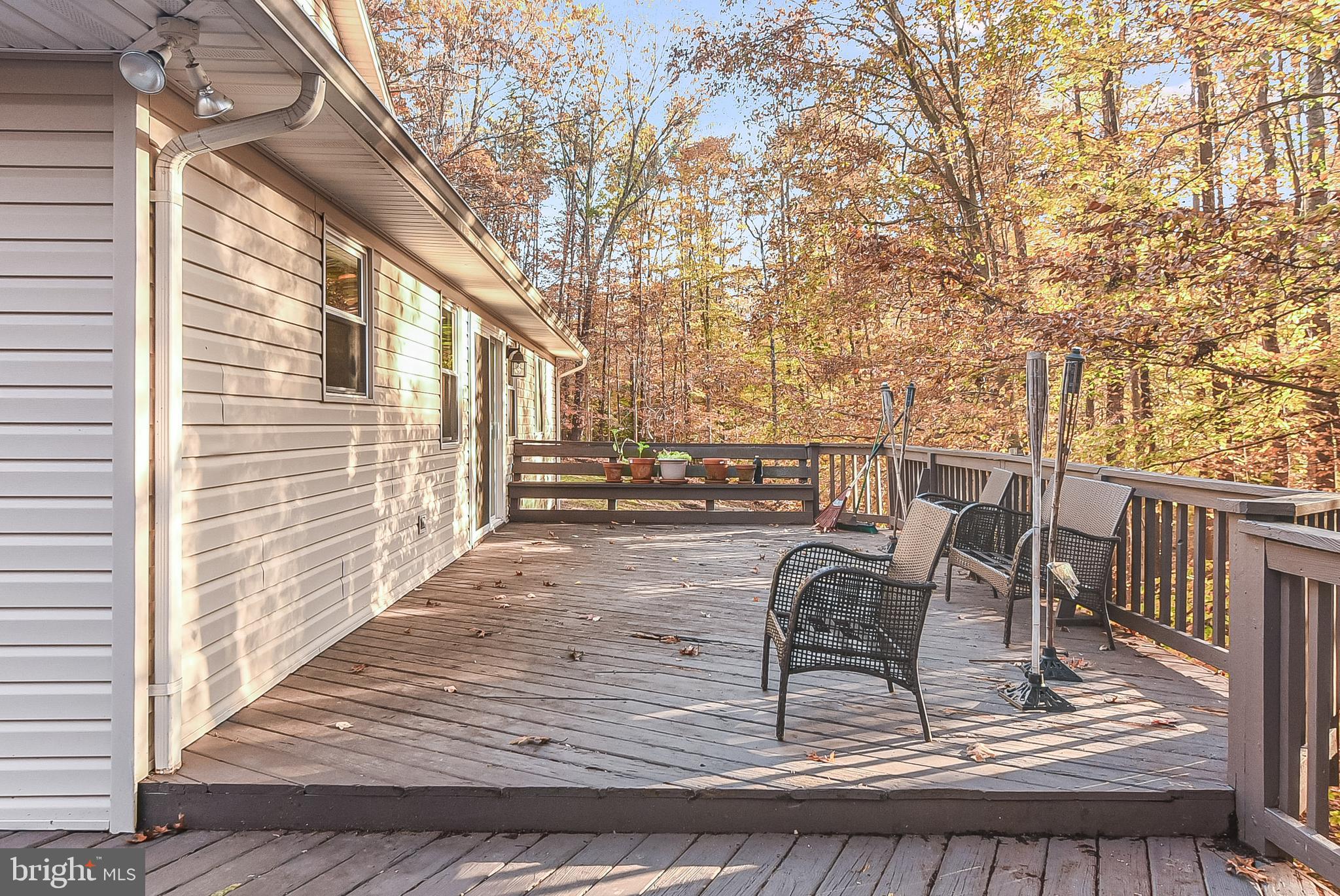 PRESIDENTIAL LAKES - Residential