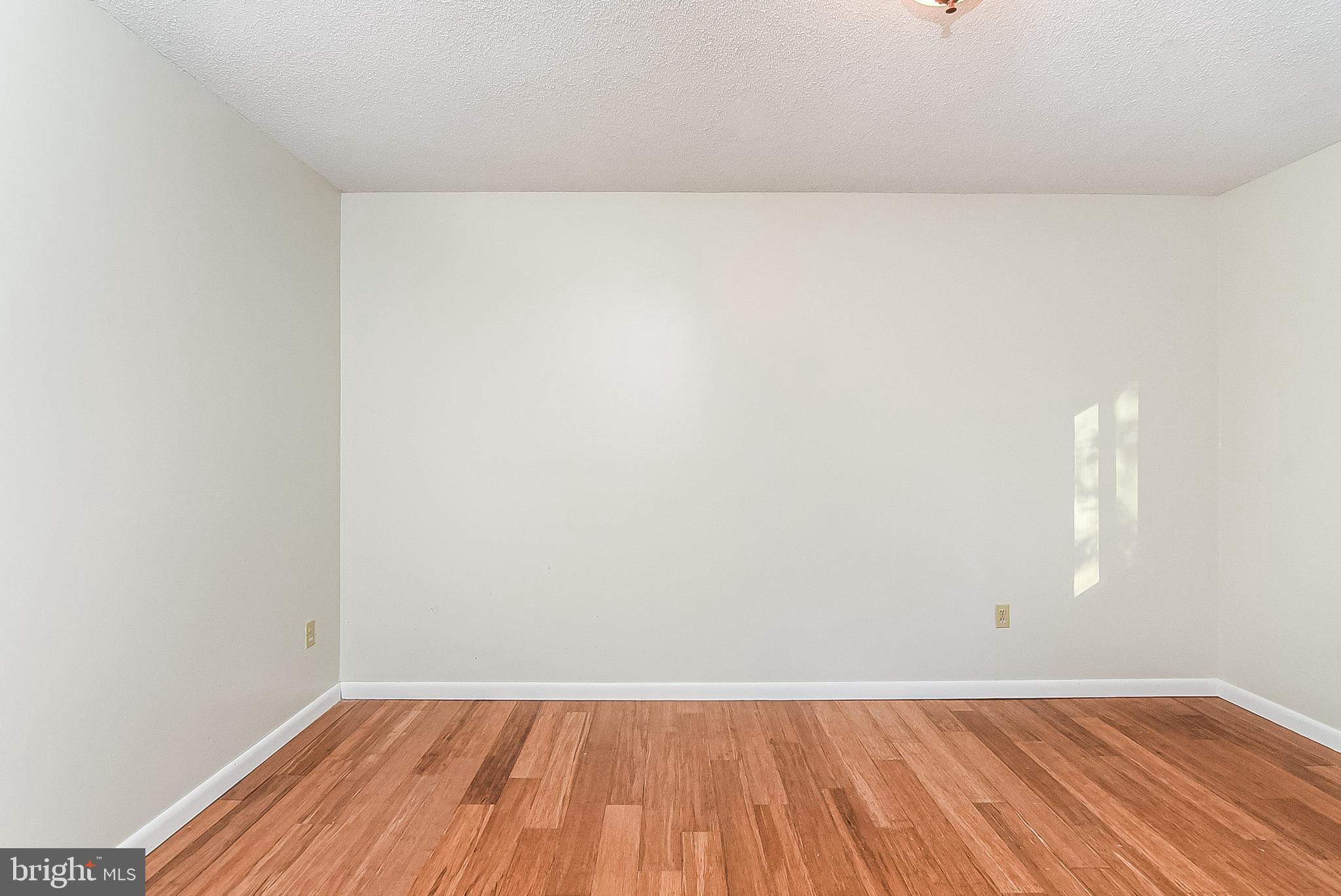 PRESIDENTIAL LAKES - Residential