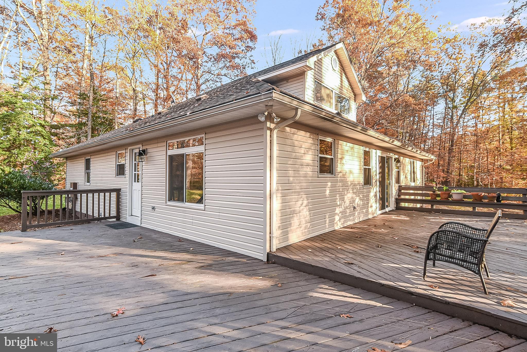 PRESIDENTIAL LAKES - Residential