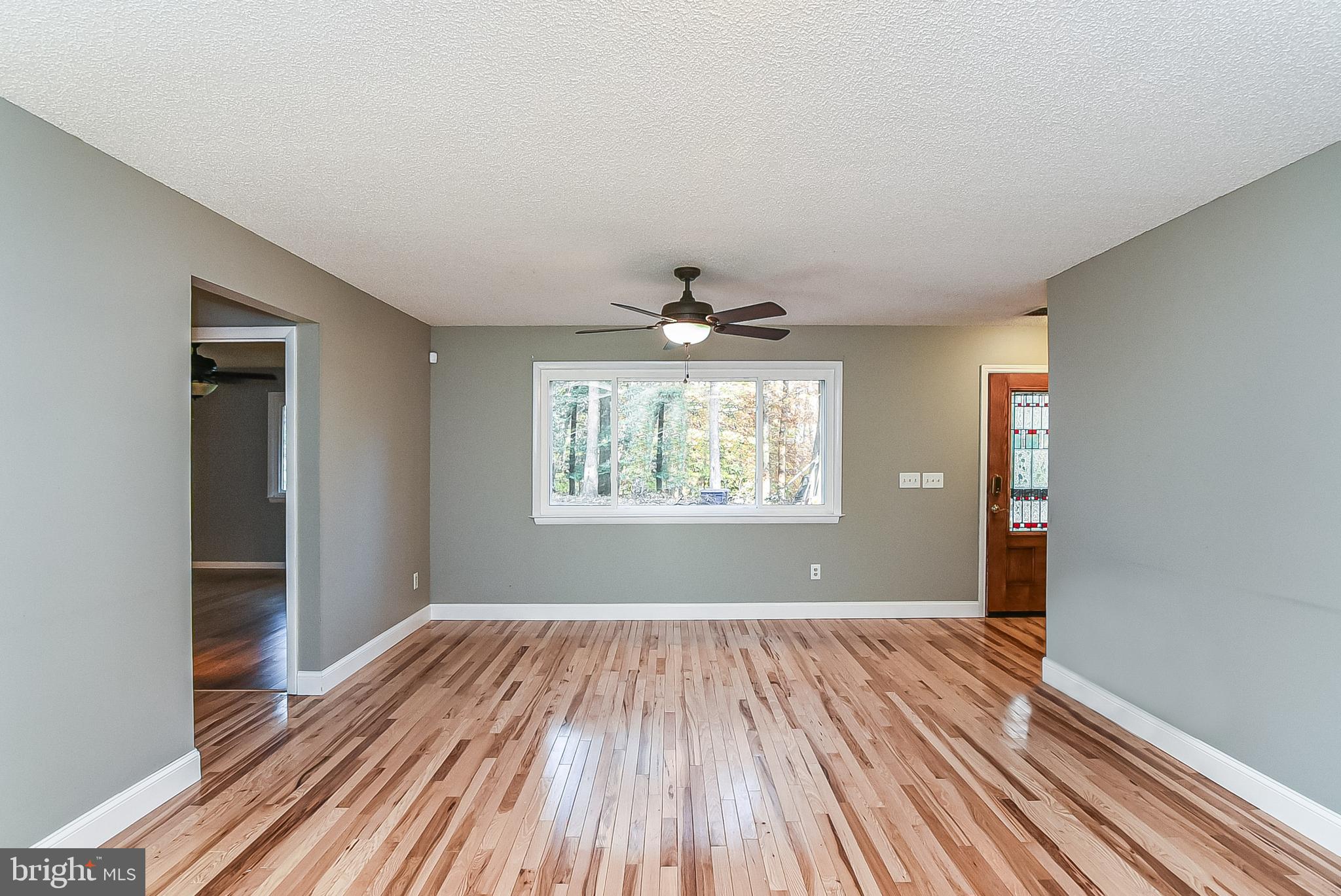 PRESIDENTIAL LAKES - Residential