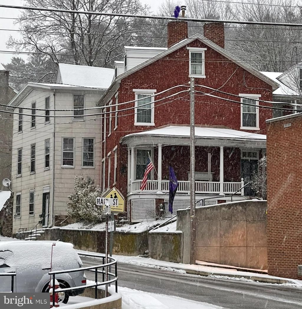 Photo of 5 Church Street, GLEN ROCK, PA 17327 (MLS # PAYK2094440)