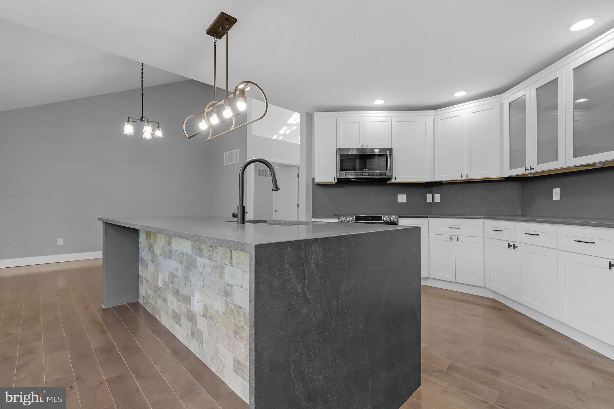 CATTAIL CREEK - Residential