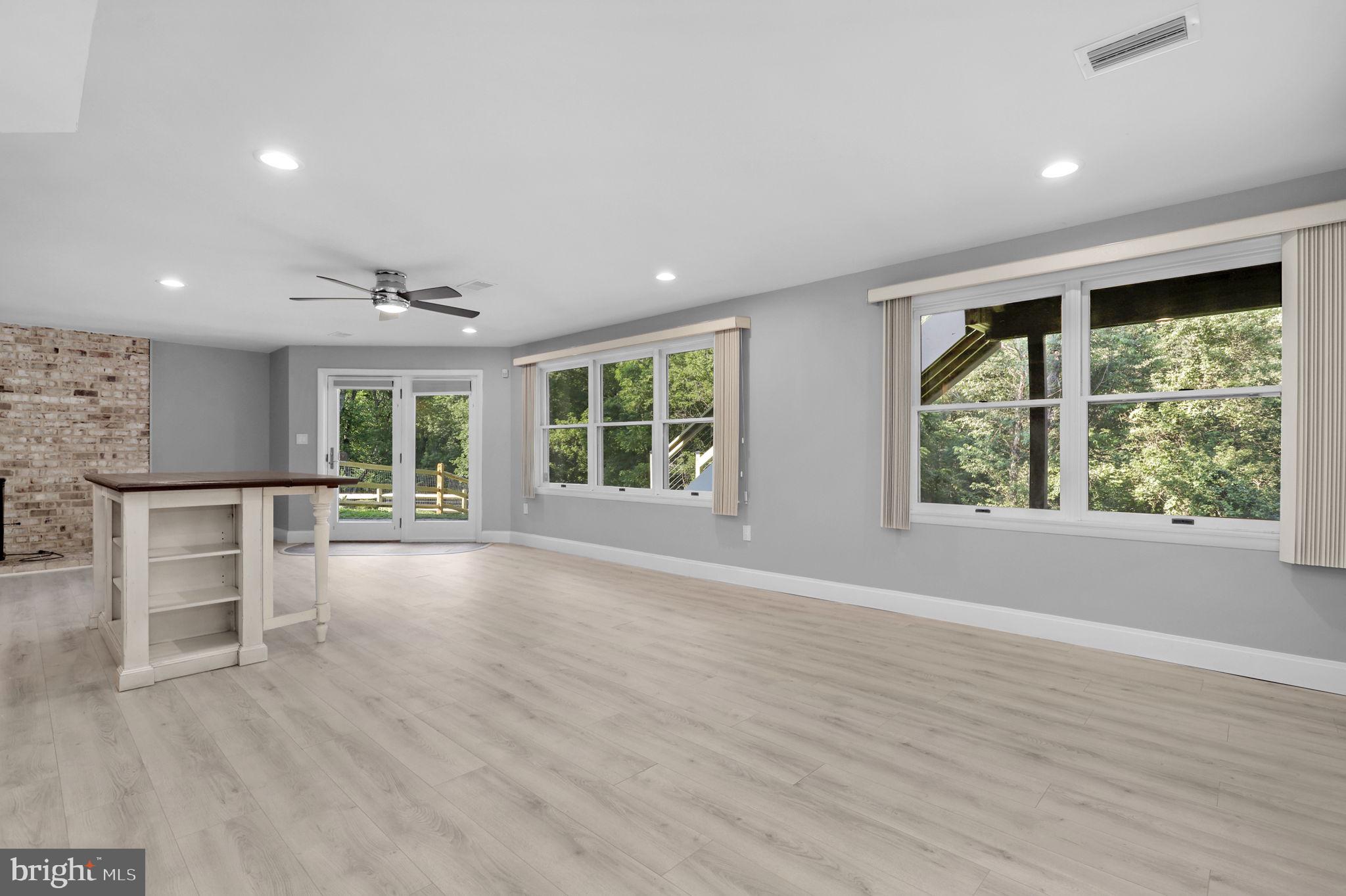 CATTAIL CREEK - Residential