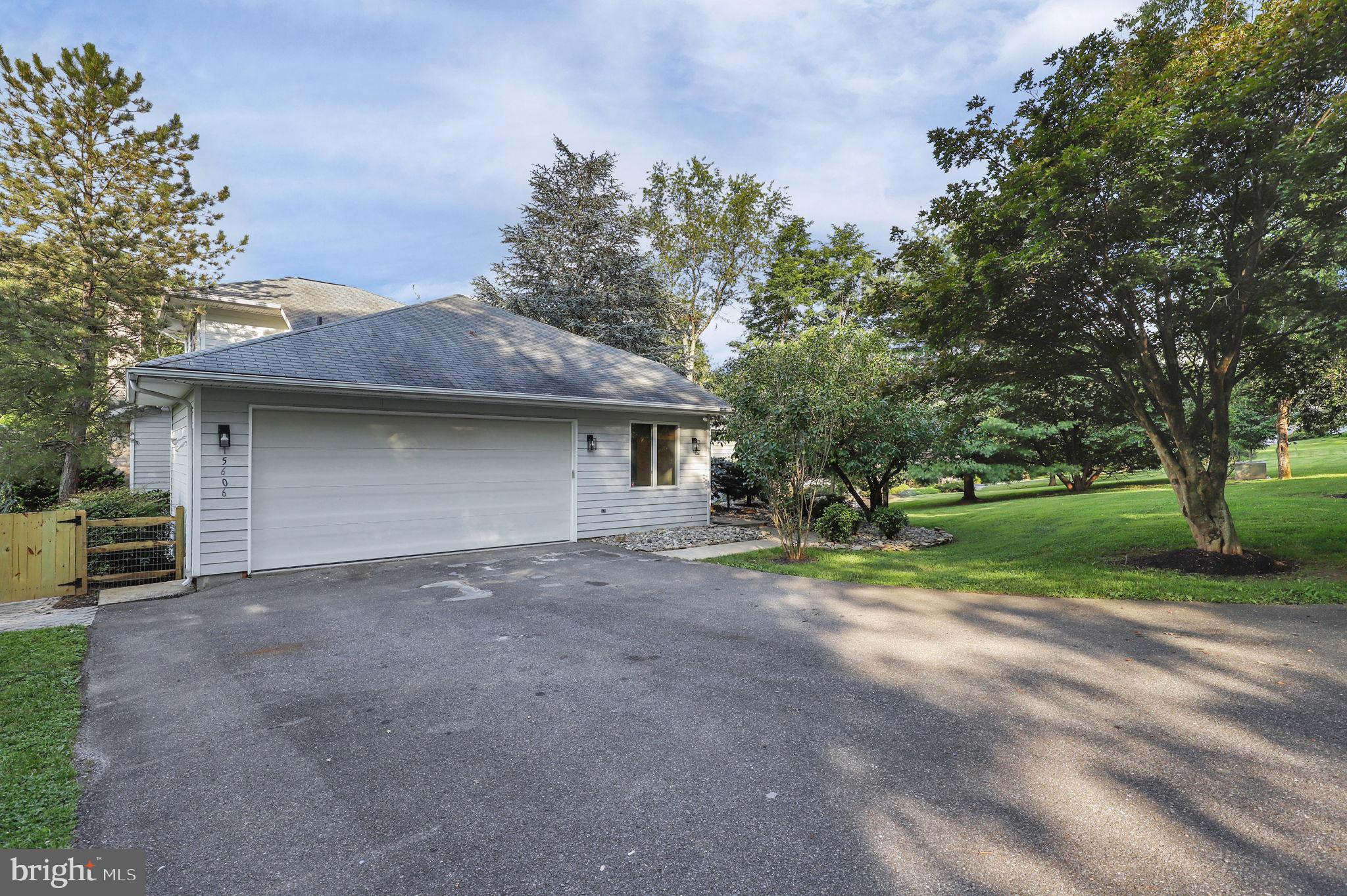 CATTAIL CREEK - Residential