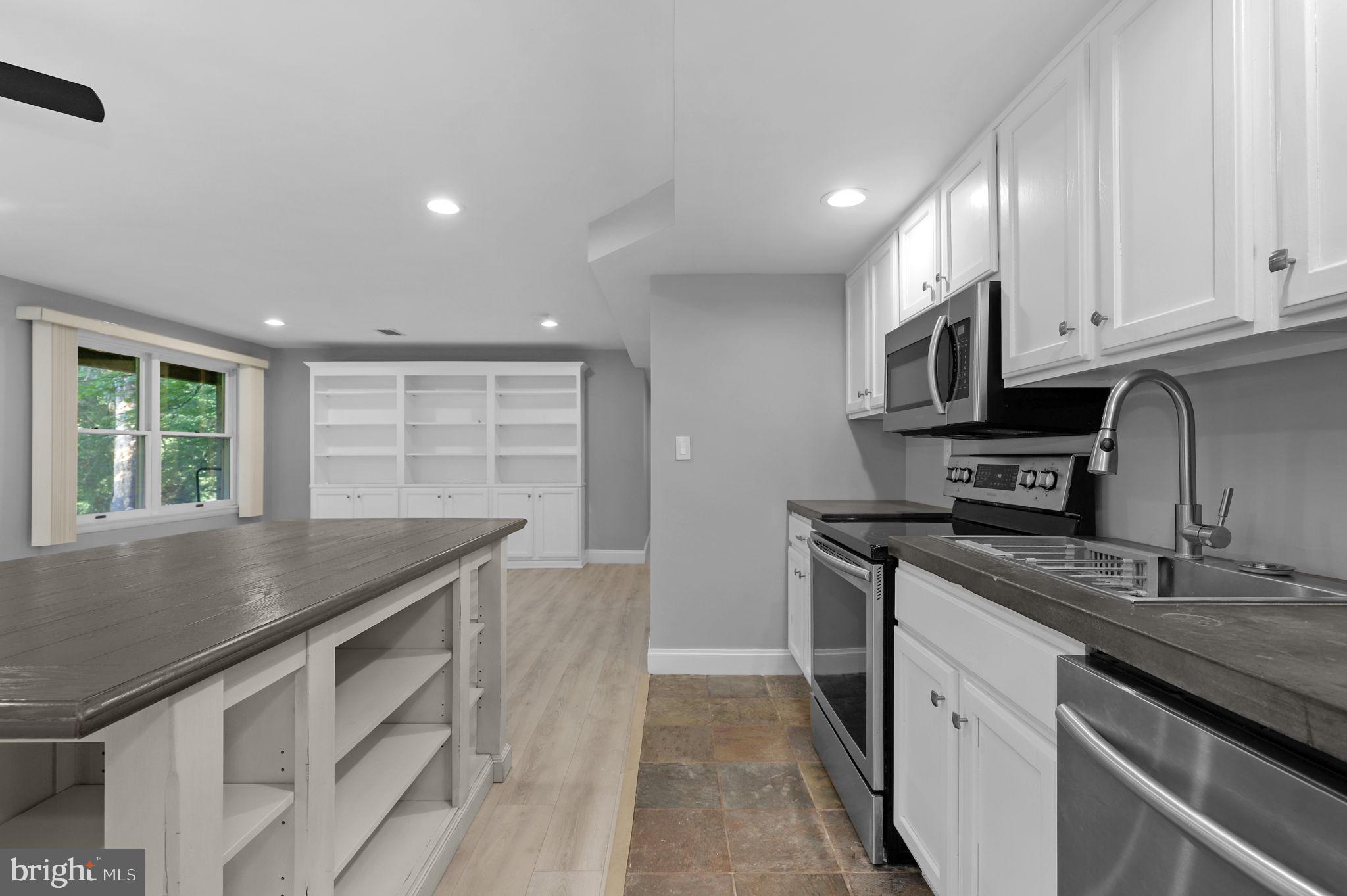 CATTAIL CREEK - Residential