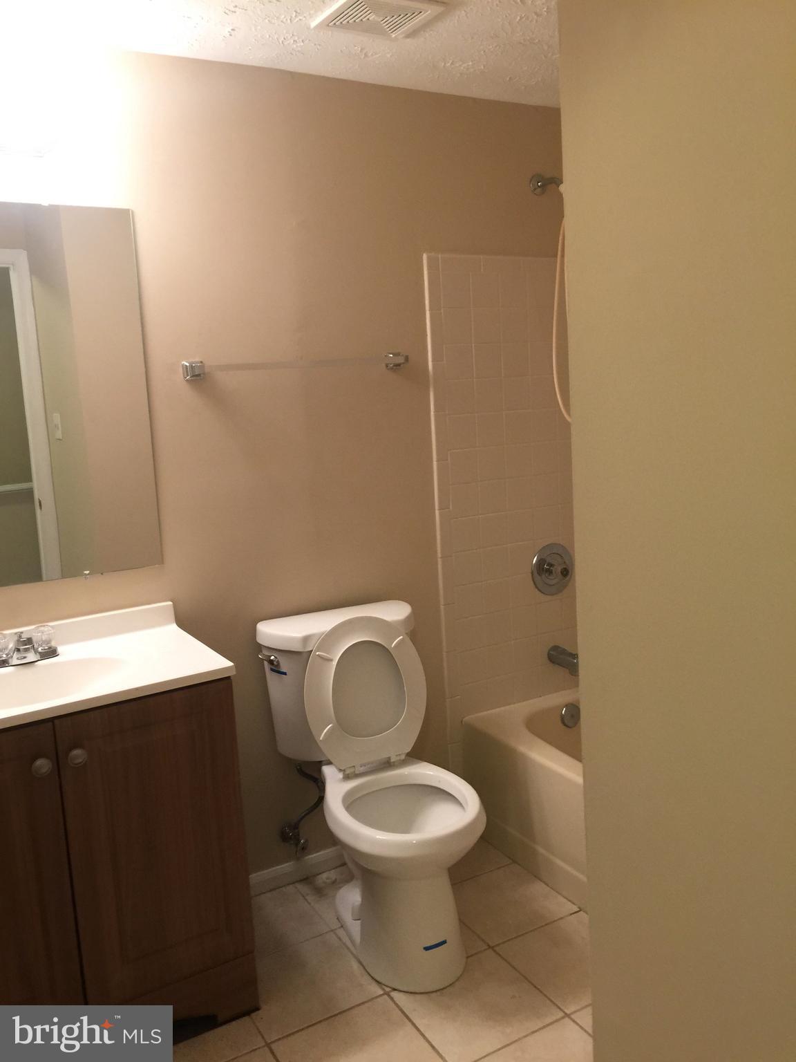 KINGS CONTRIVANCE - Residential Lease