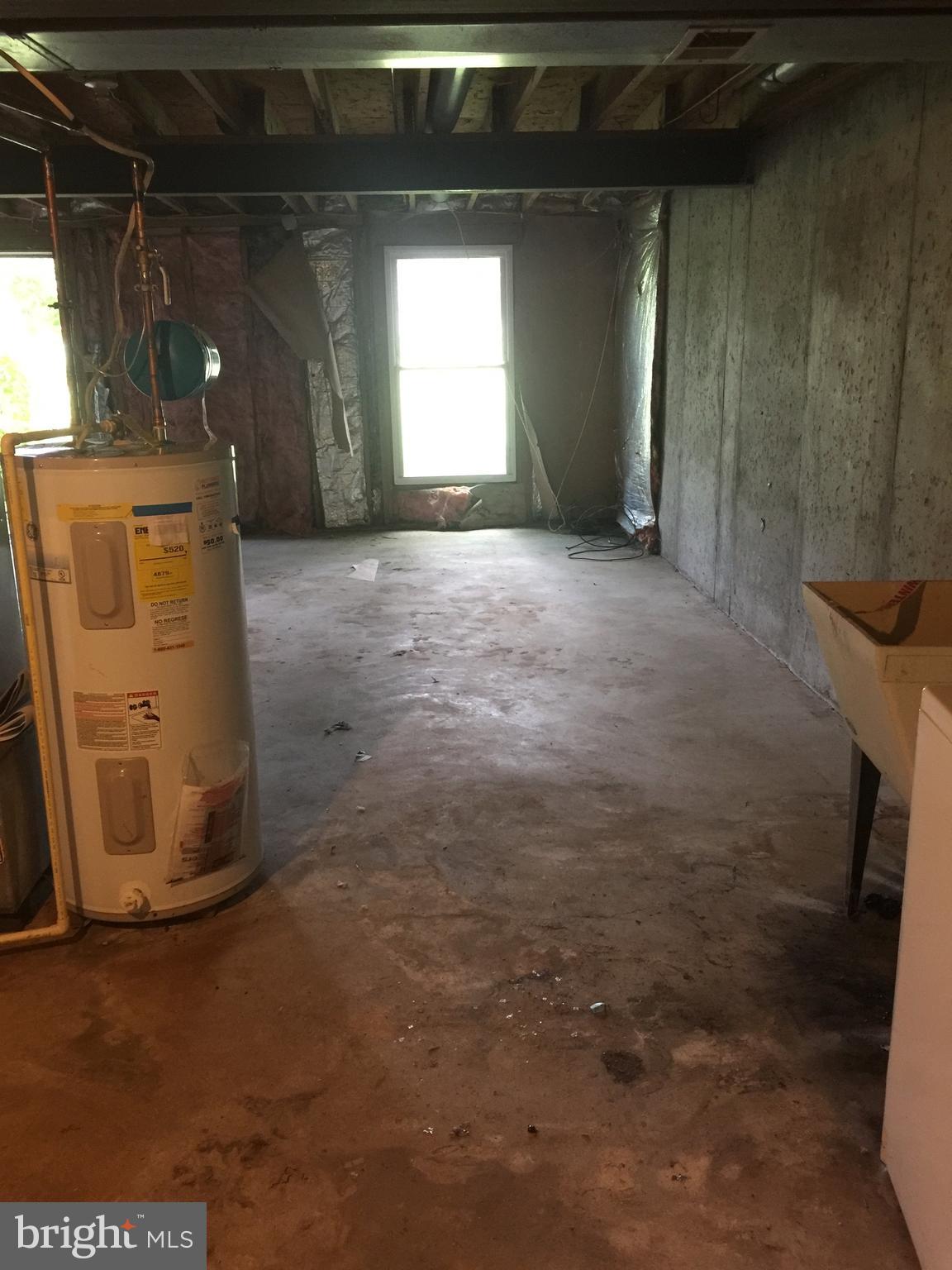 KINGS CONTRIVANCE - Residential Lease