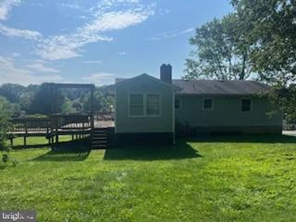 Photo of 2 Adams Court, NEW FREEDOM, PA 17349 (MLS # PAYK2086278)