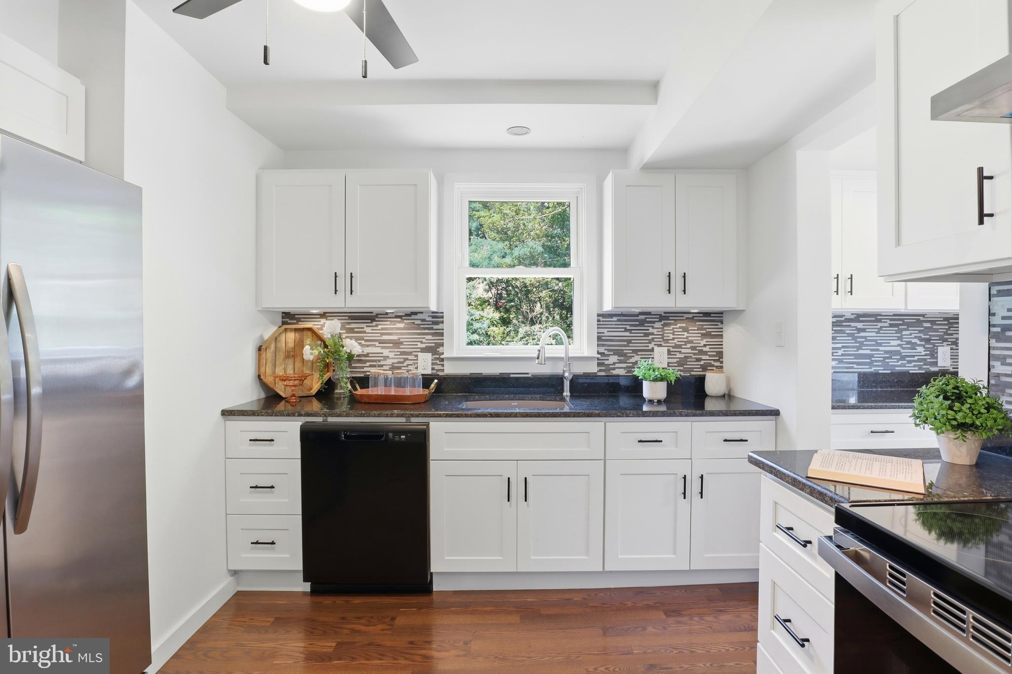 1 PLEASANT AVENUE
