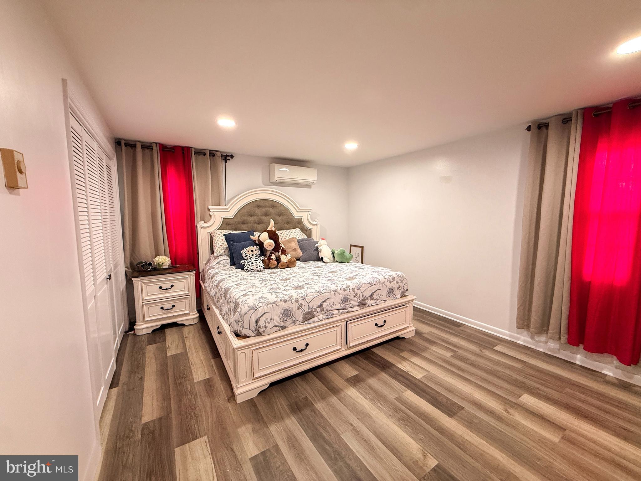 CONRAD WEISER - Residential