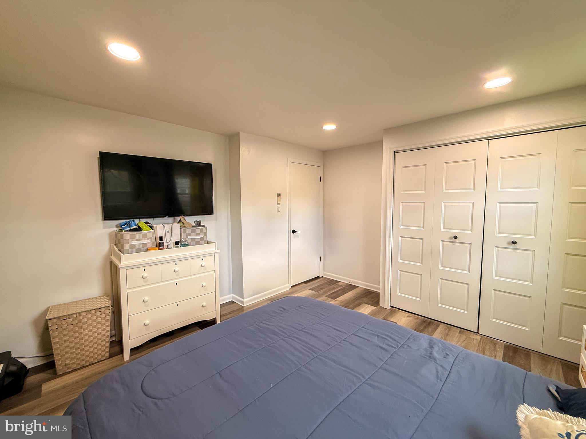CONRAD WEISER - Residential