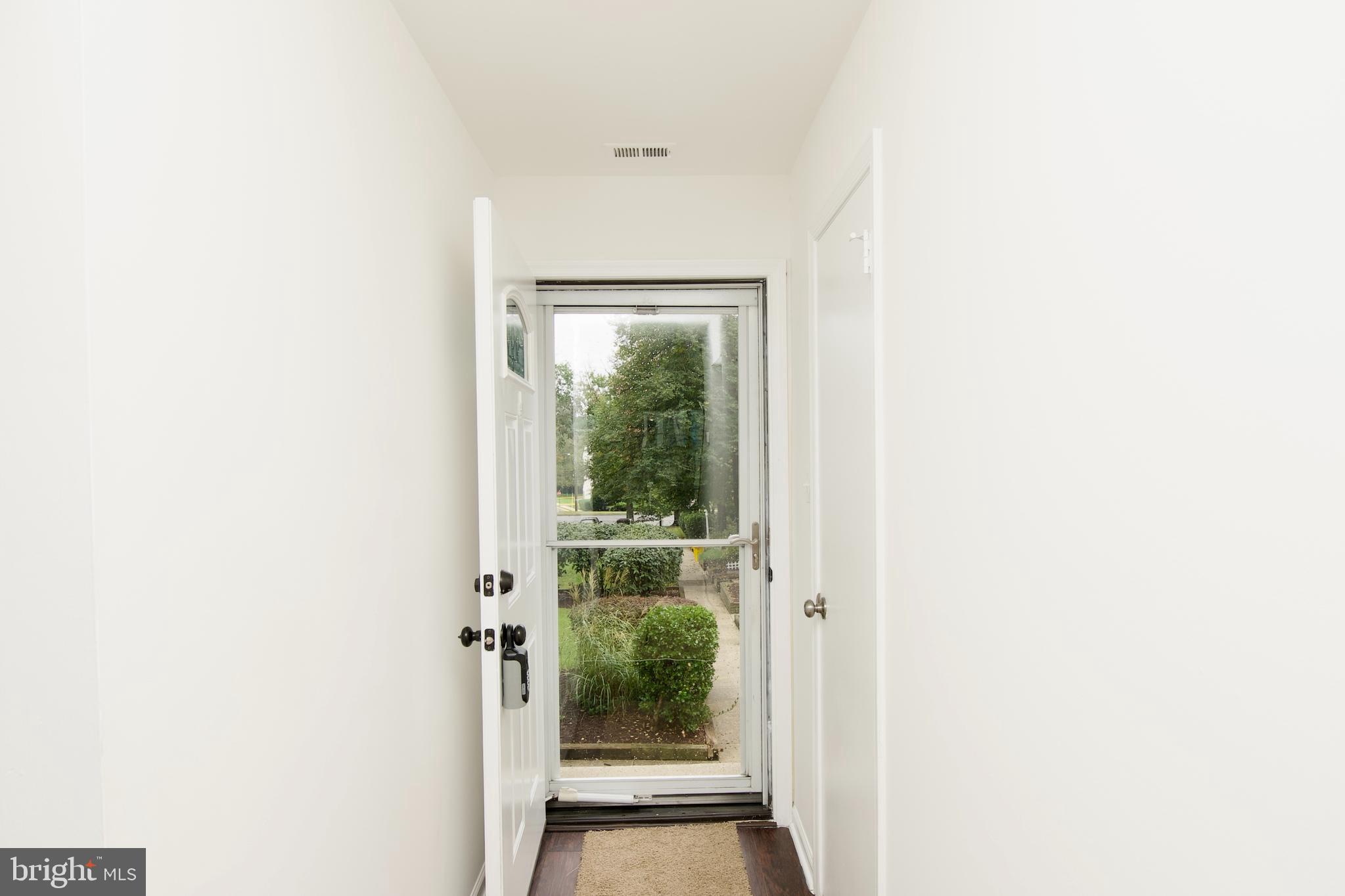 CROFTON MEWS CONDO - Residential