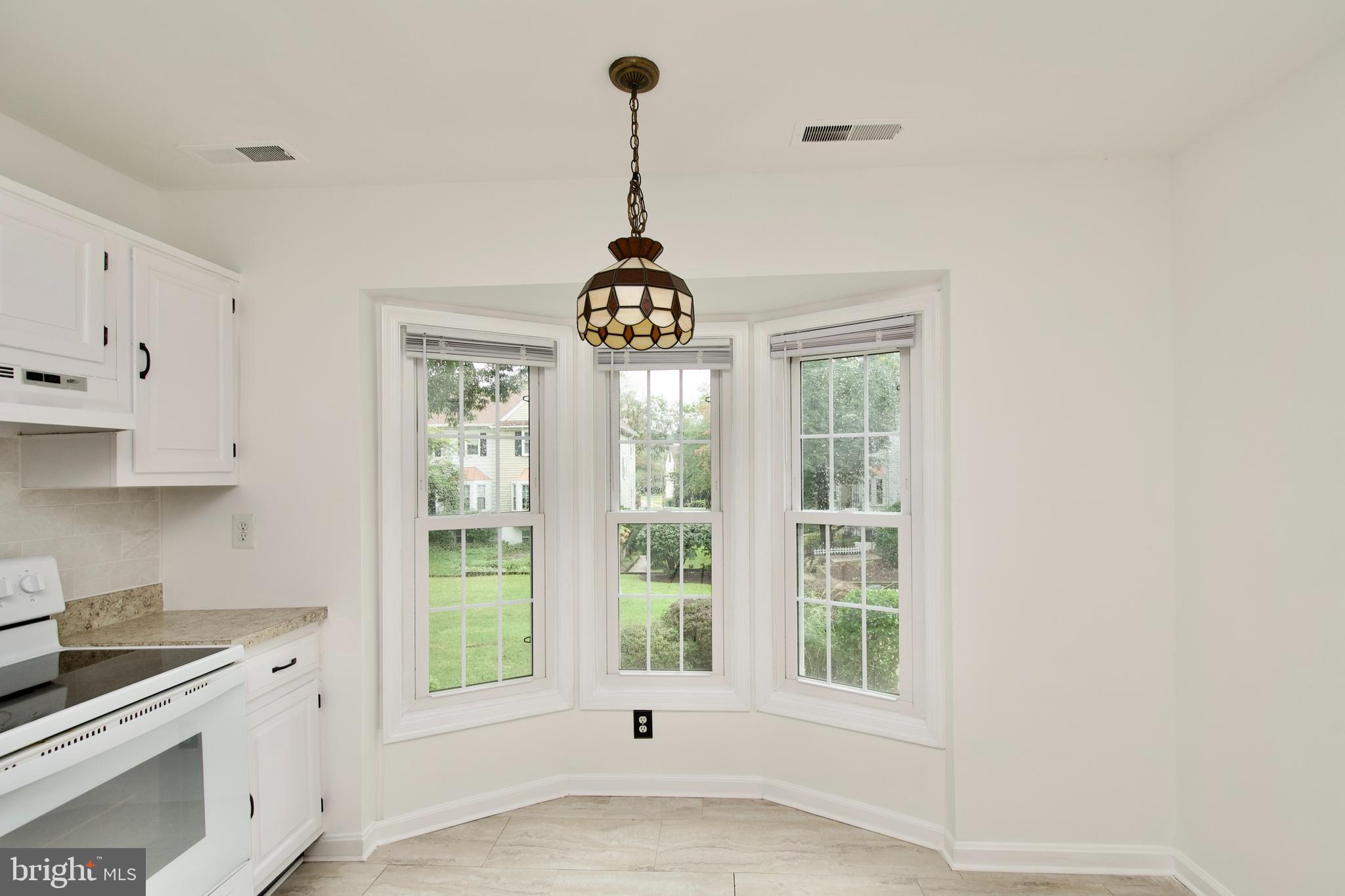 CROFTON MEWS CONDO - Residential