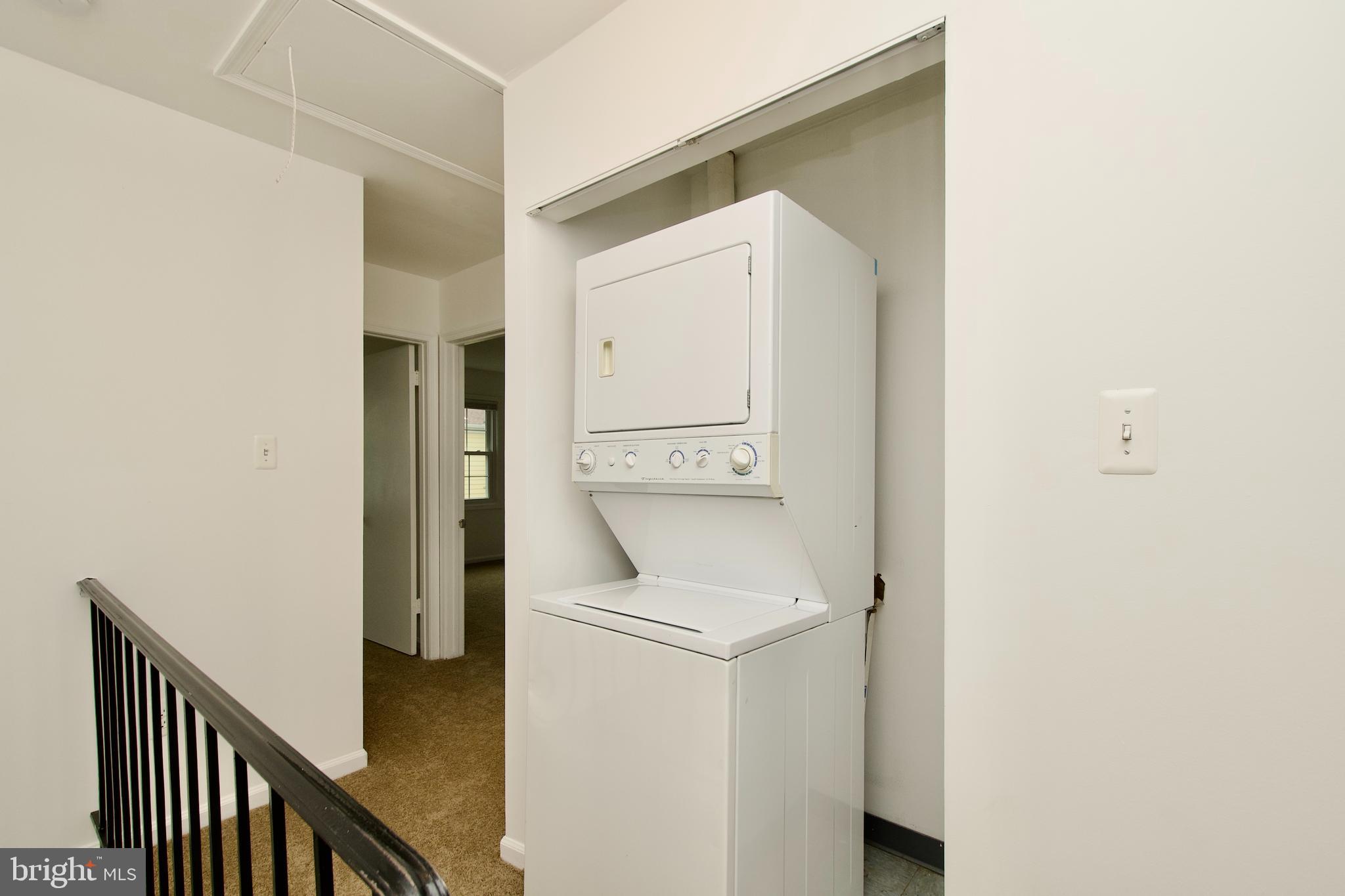 CROFTON MEWS CONDO - Residential