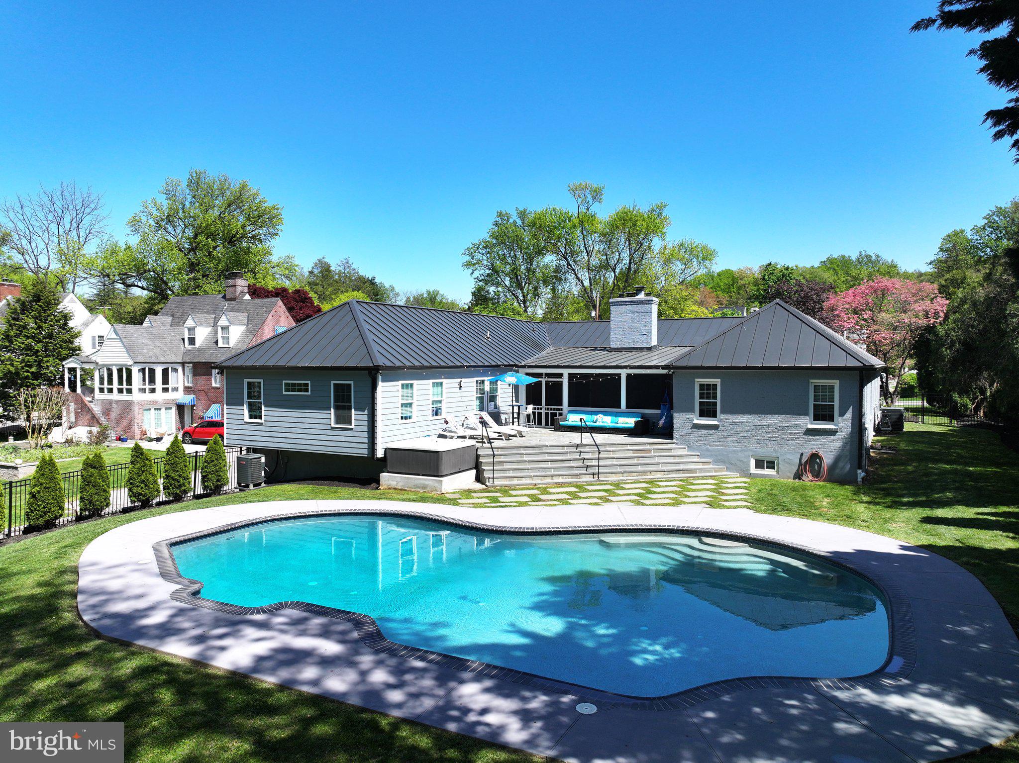 WEST TOWSON - Residential