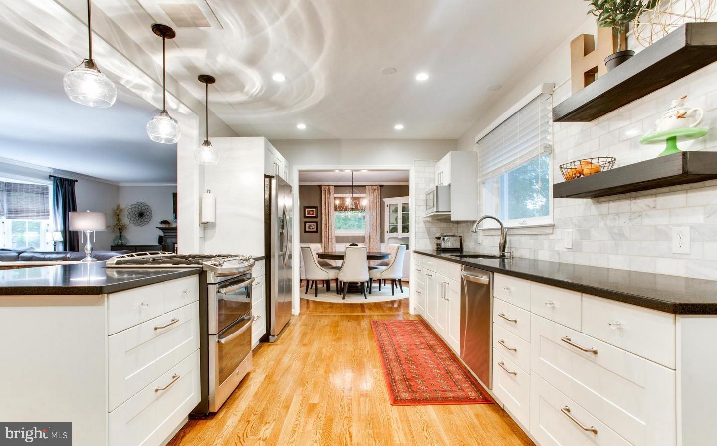 ANNANDALE WOODS - Residential