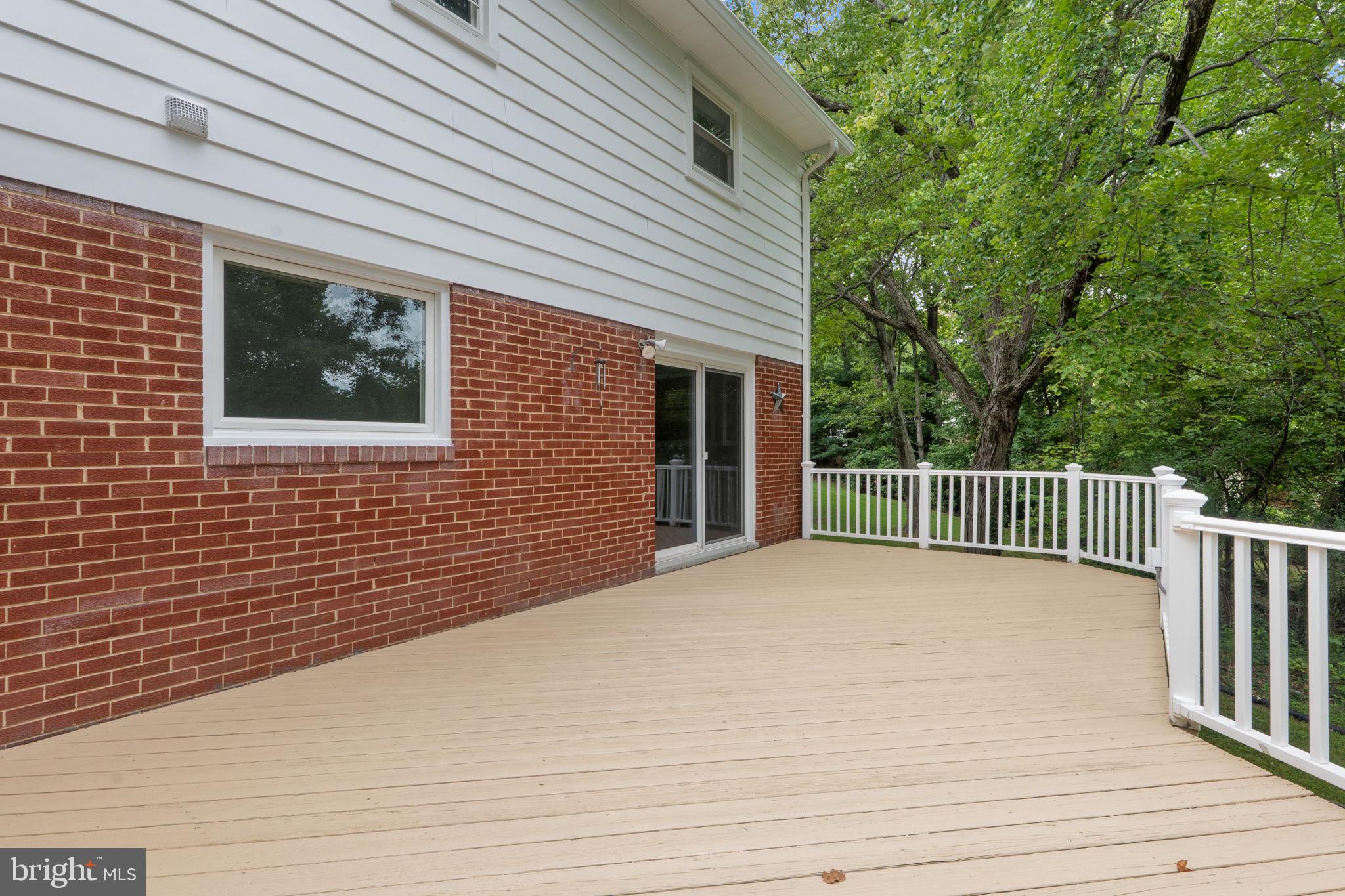 ANNANDALE WOODS - Residential