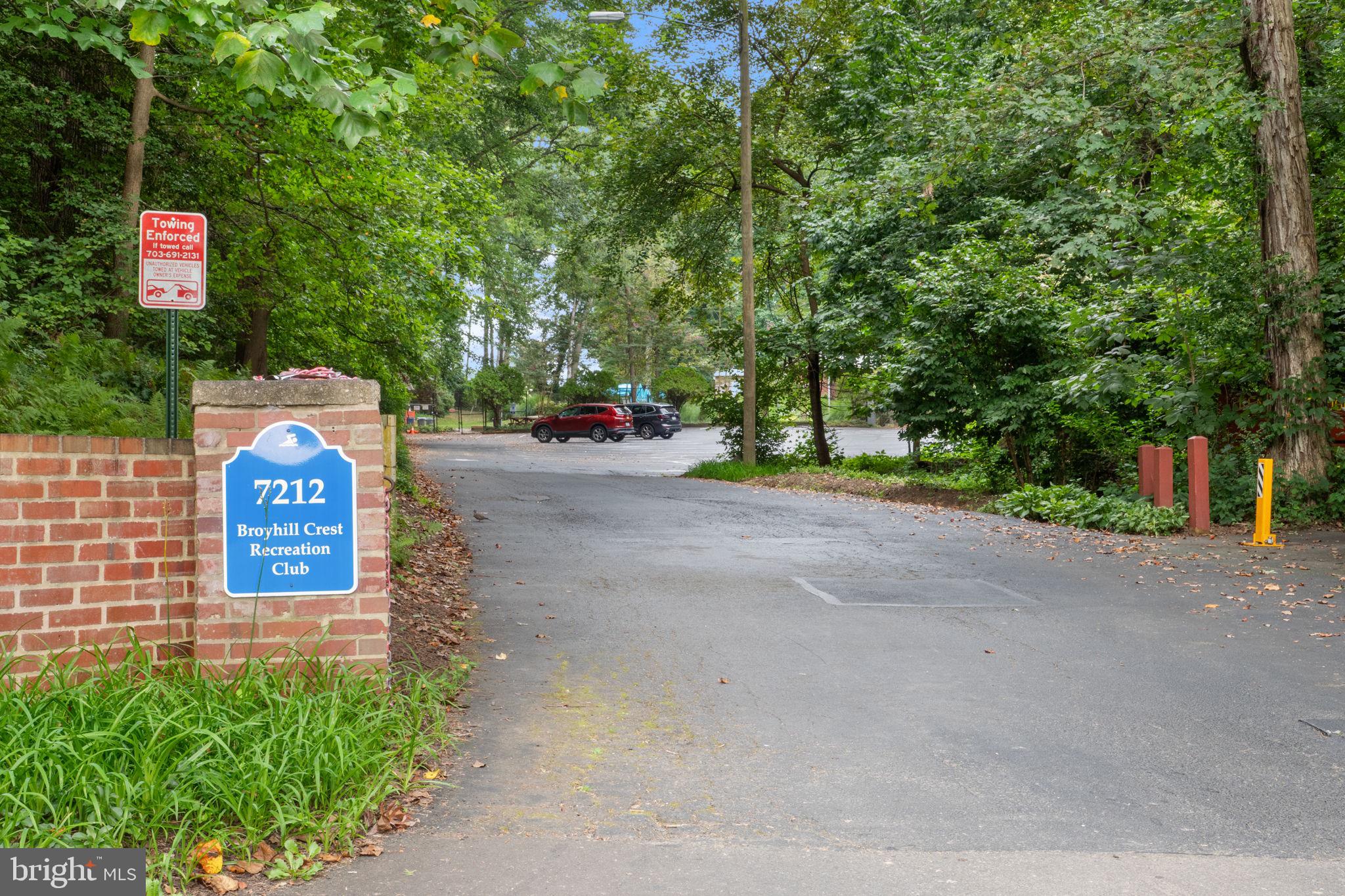 ANNANDALE WOODS - Residential