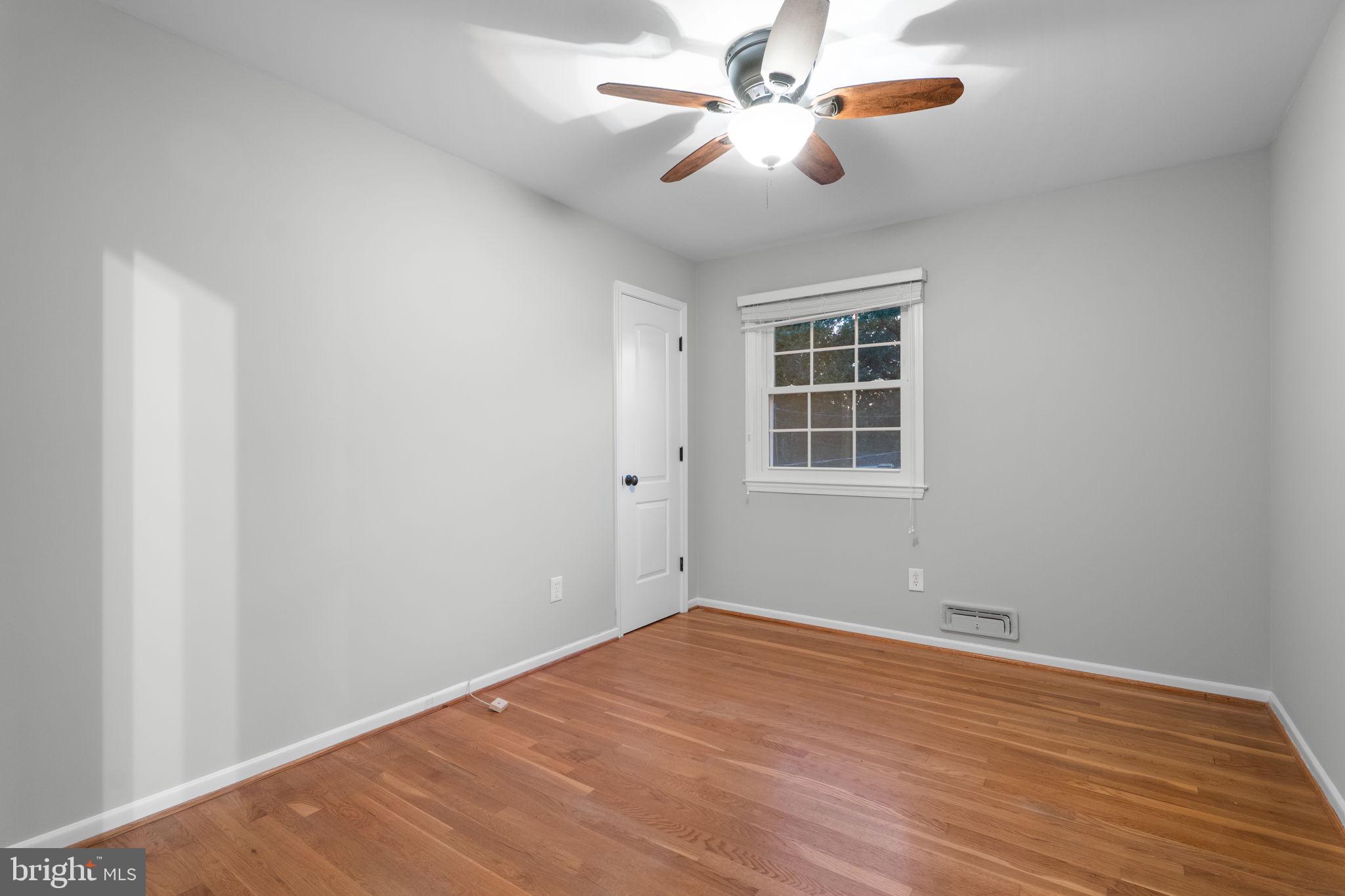 ANNANDALE WOODS - Residential