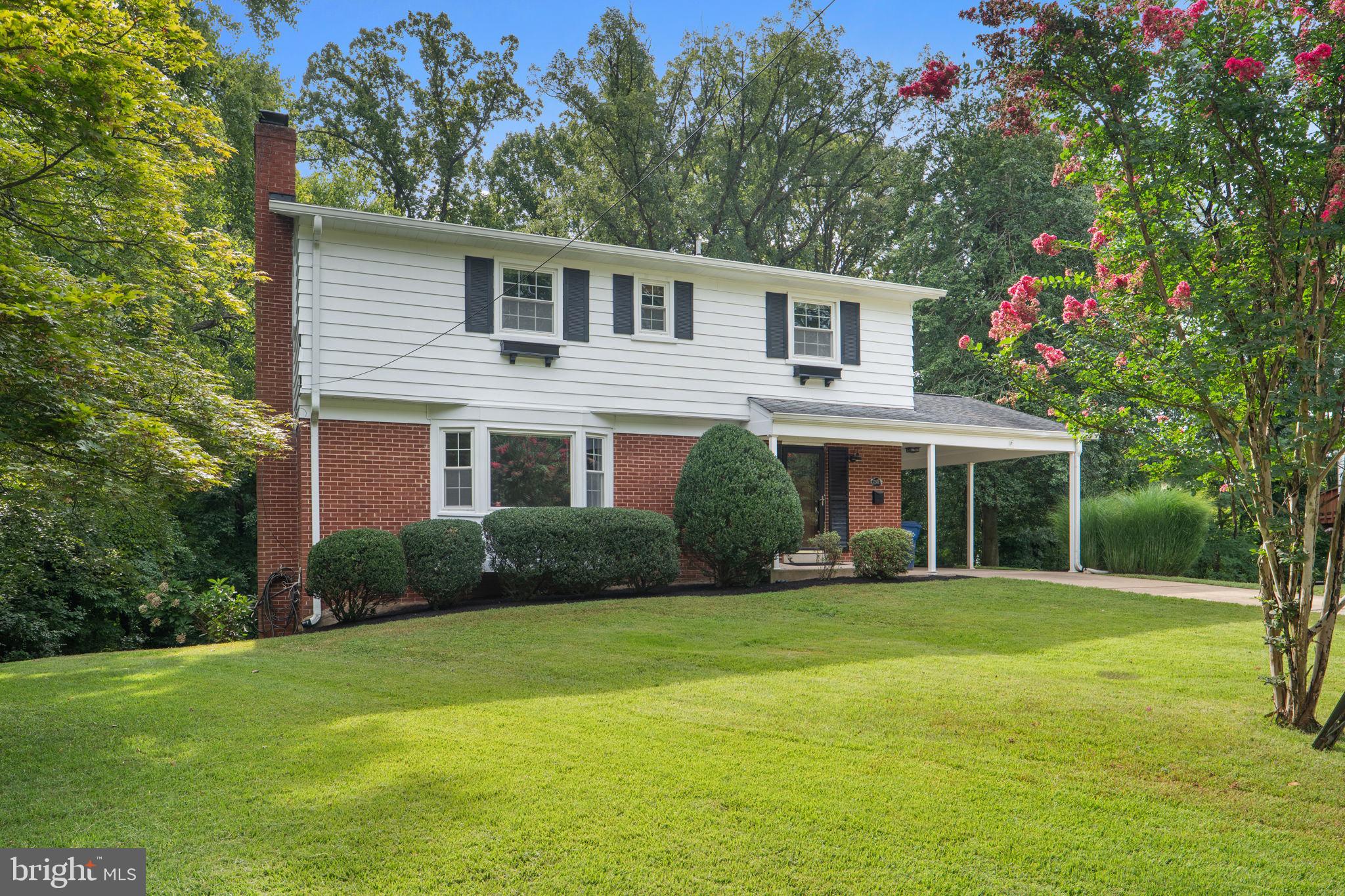 ANNANDALE WOODS - Residential