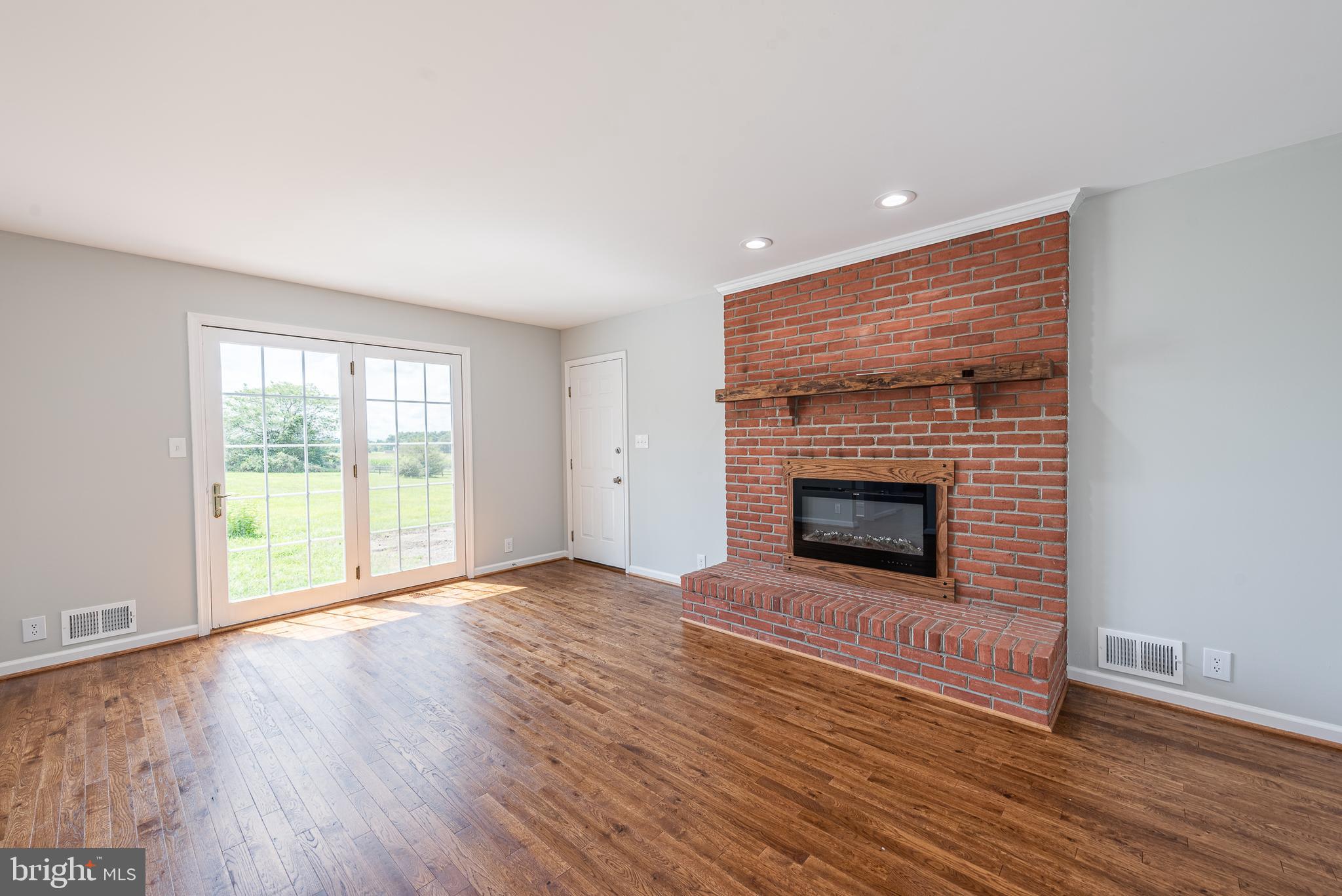 MAYBERRY - Residential