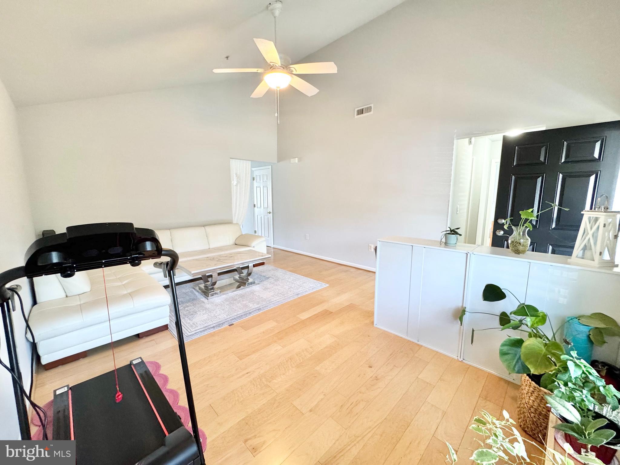 VILLAGES AT PARSONS LAKE - Residential