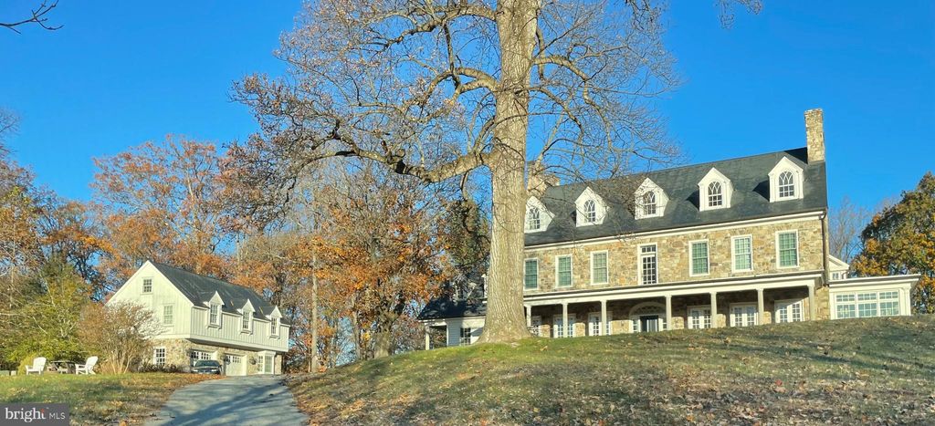 Photo of 1646 Worthington Heights Parkway, COCKEYSVILLE, MD 21030 (MLS # MDBC2145028)